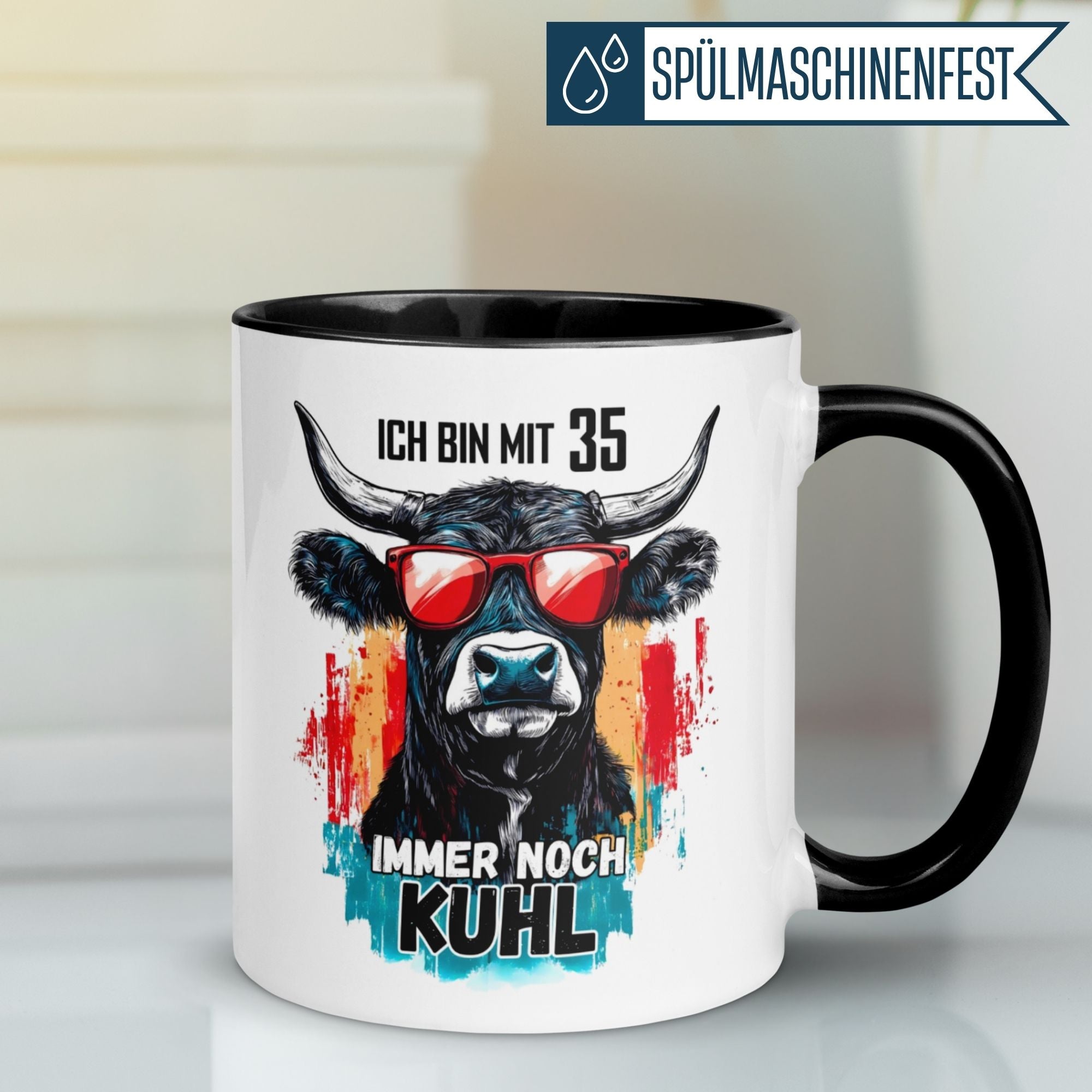 Momentals 35. Geburtstag Tasse mit Kuh und Spruch "Ich bin mit 35 immer noch kuhl" für Männer.