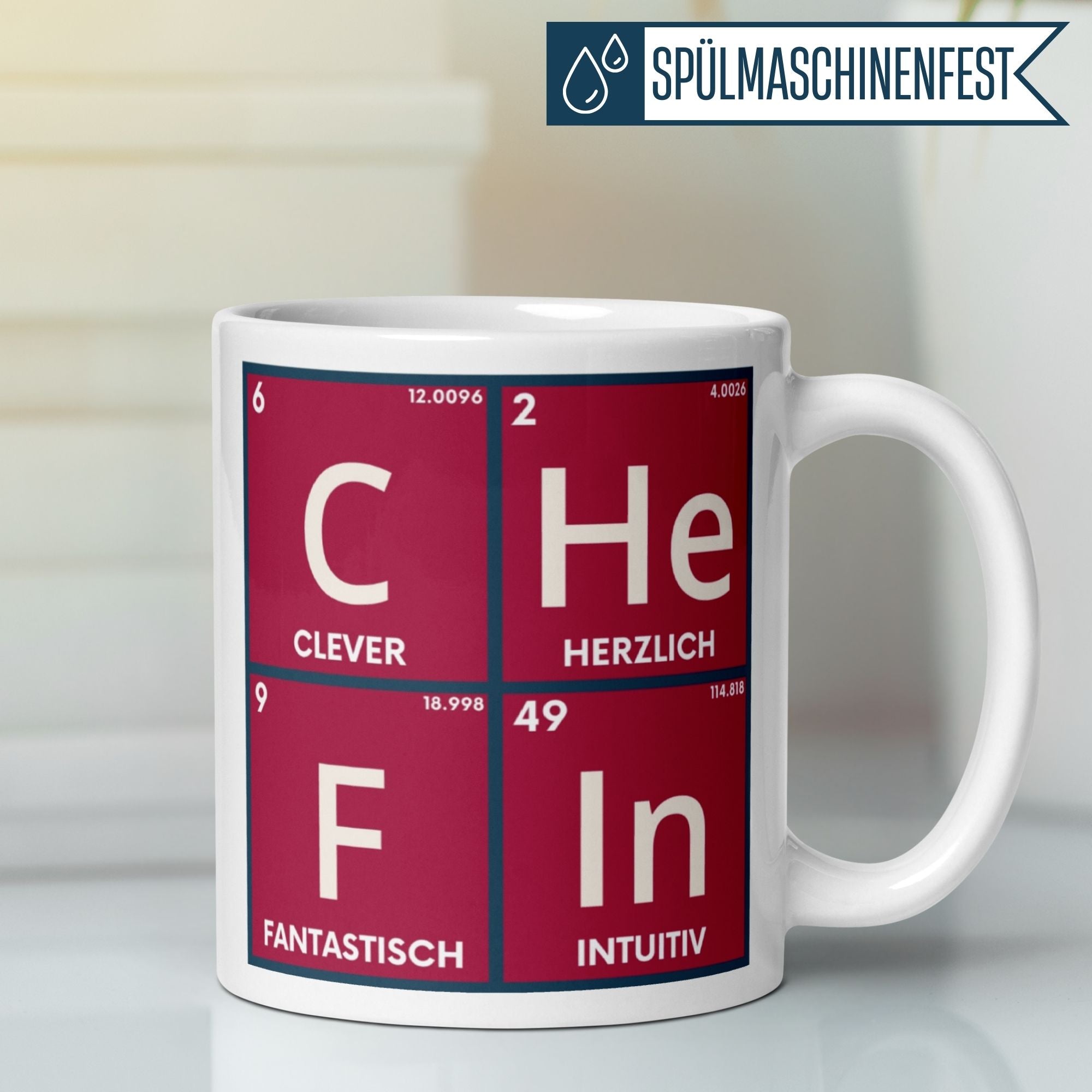 Momentals Tasse Chefin mit Periodensystem-Design: Clever, Herzlich, Fantastisch, Intuitiv für Abschiedsgeschenke