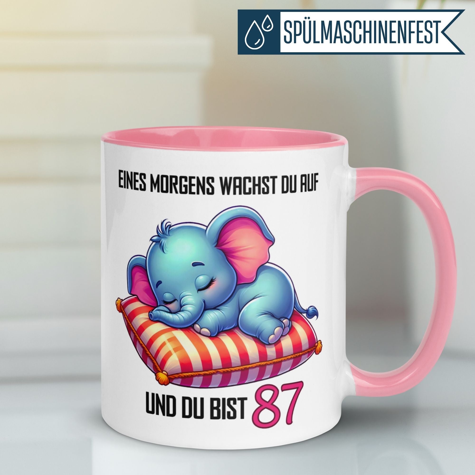 Bunte Tasse mit schlafendem Elefanten und Spruch zum 87. Geburtstag, perfekt für Mama oder Oma.