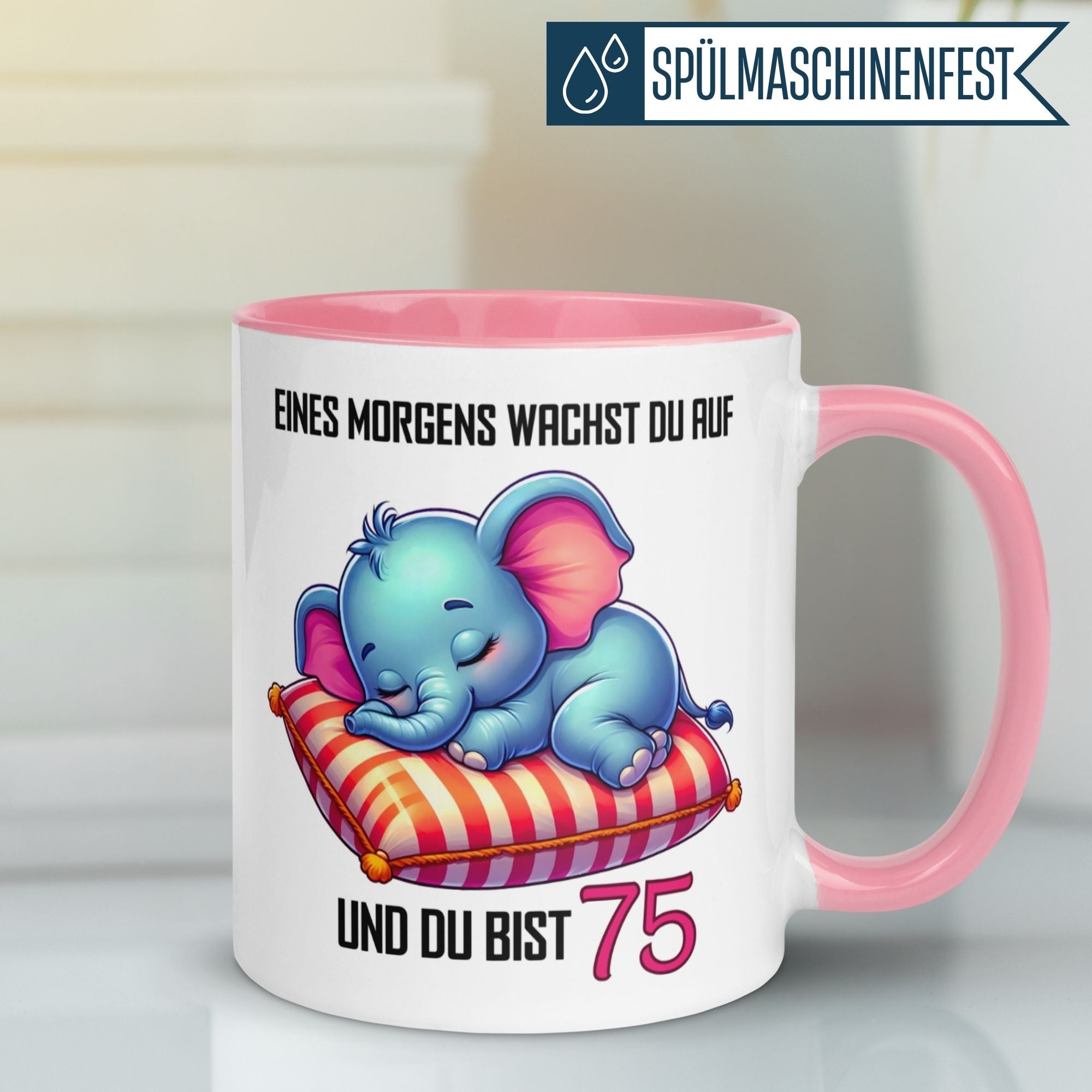 Momentals® Tasse zum 75. Geburtstag mit schlafendem Elefanten und Spruch für einen gemütlichen Morgen.