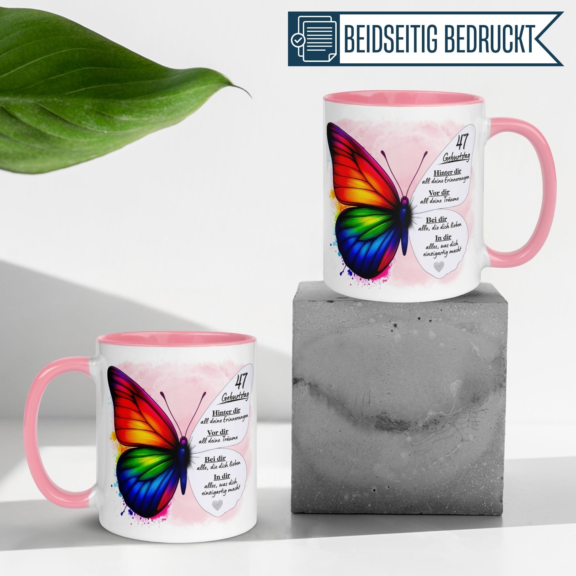 Farbenfrohe Tasse für den 47. Geburtstag mit Schmetterling und liebevollem Spruch, perfekt für Kaffee-Genuss.
