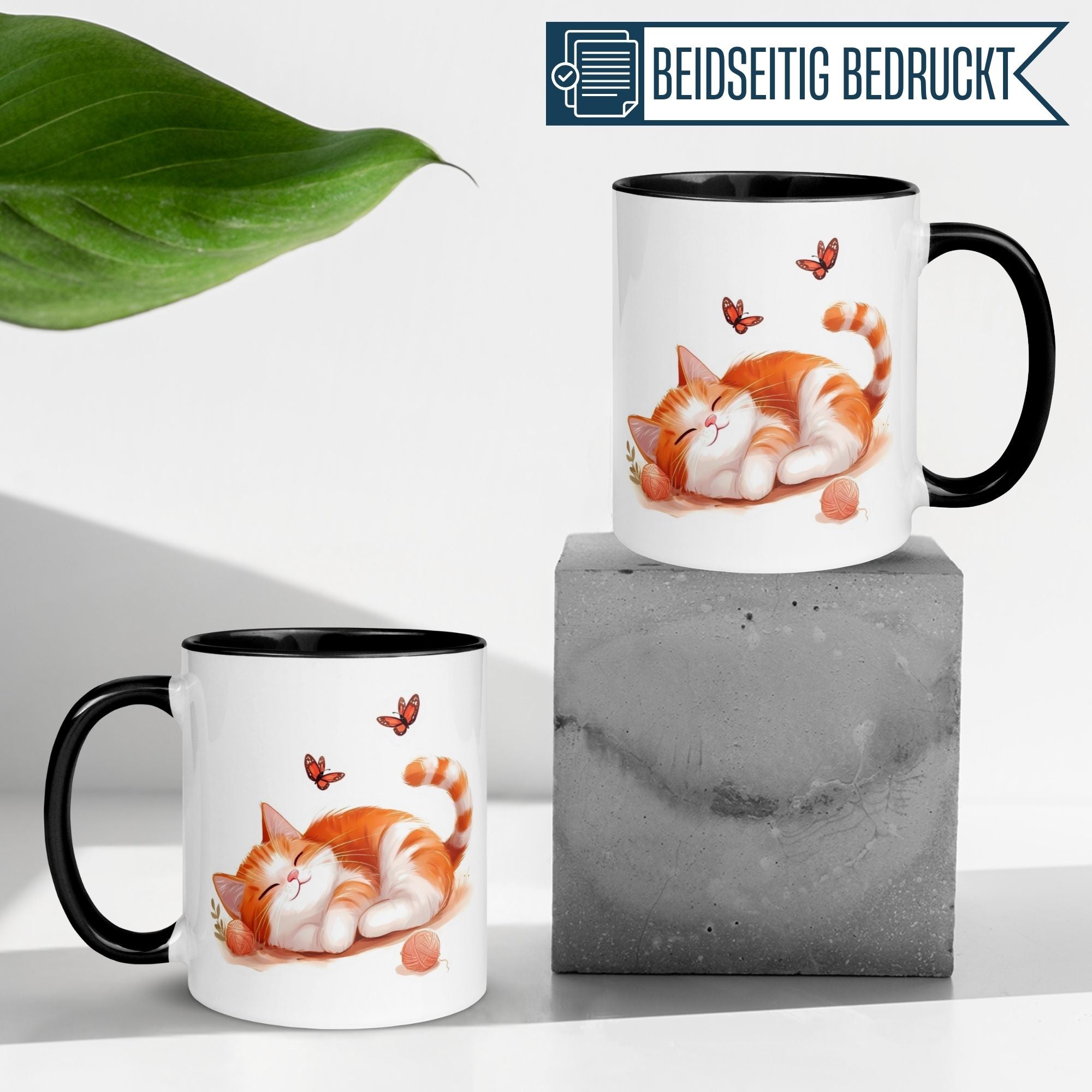 Momentals® Tasse mit schlafender Katze, perfekt für Morgenmuffel und entspannte Kaffeepausen.
