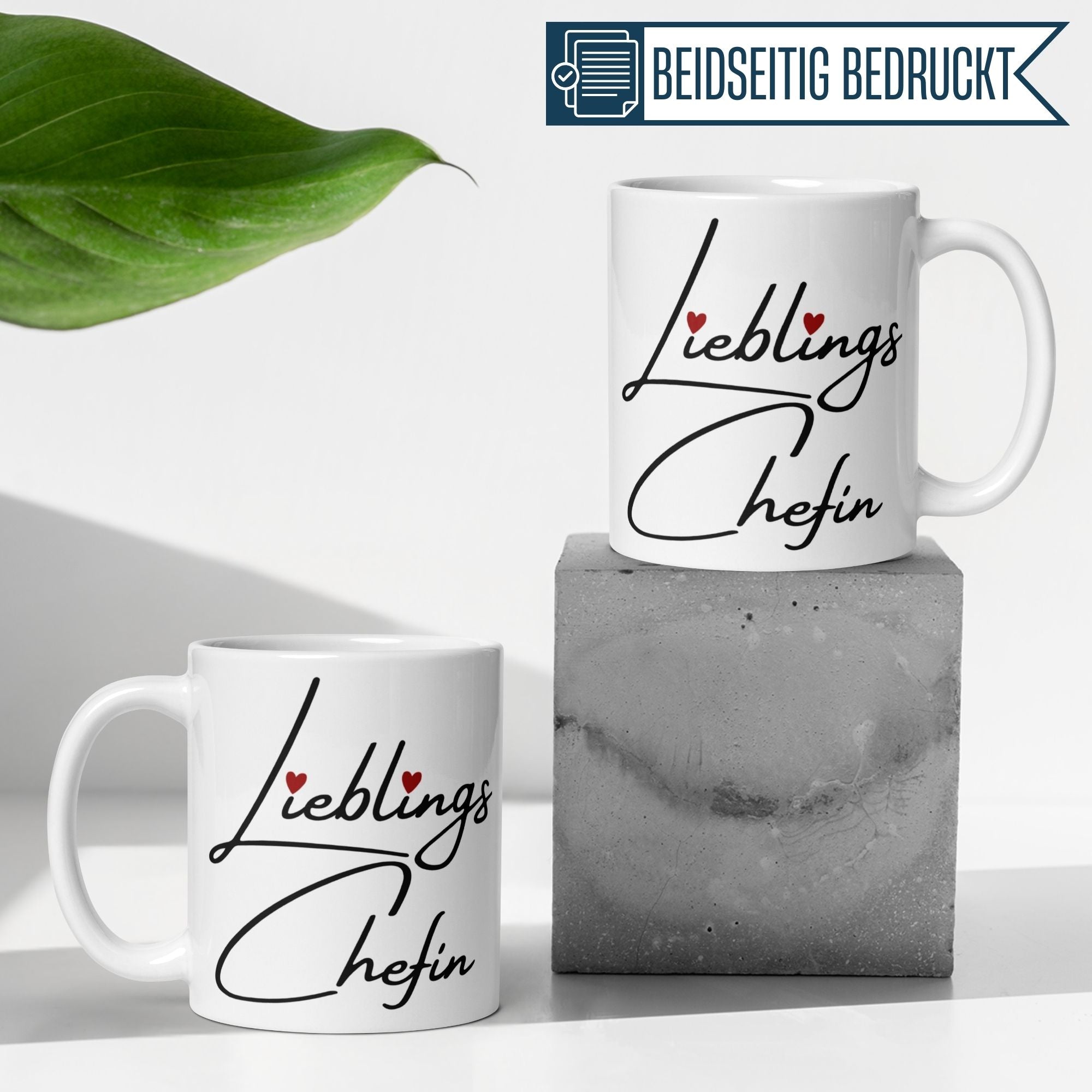 Momentals Tasse für Chefin mit Herz, ideal als Abschiedsgeschenk mit stilvollem Design und witzigem Spruch.