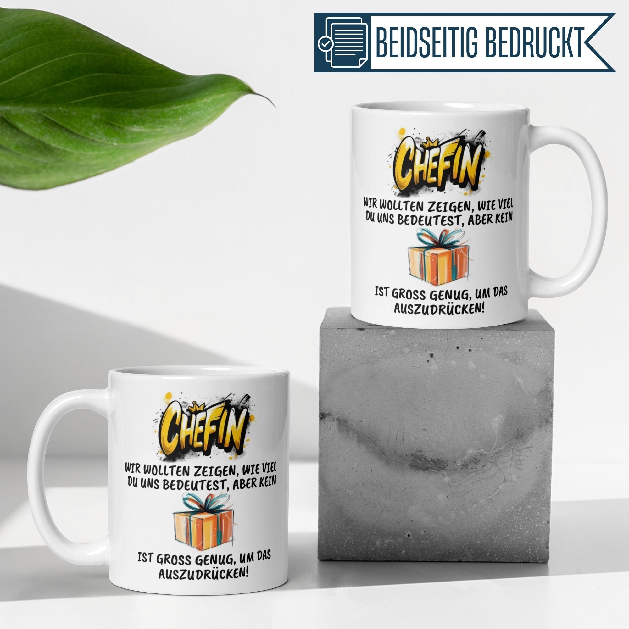 Momentals Chefin Tasse mit humorvollem Spruch, perfekt für Abschiedsgeschenke.
