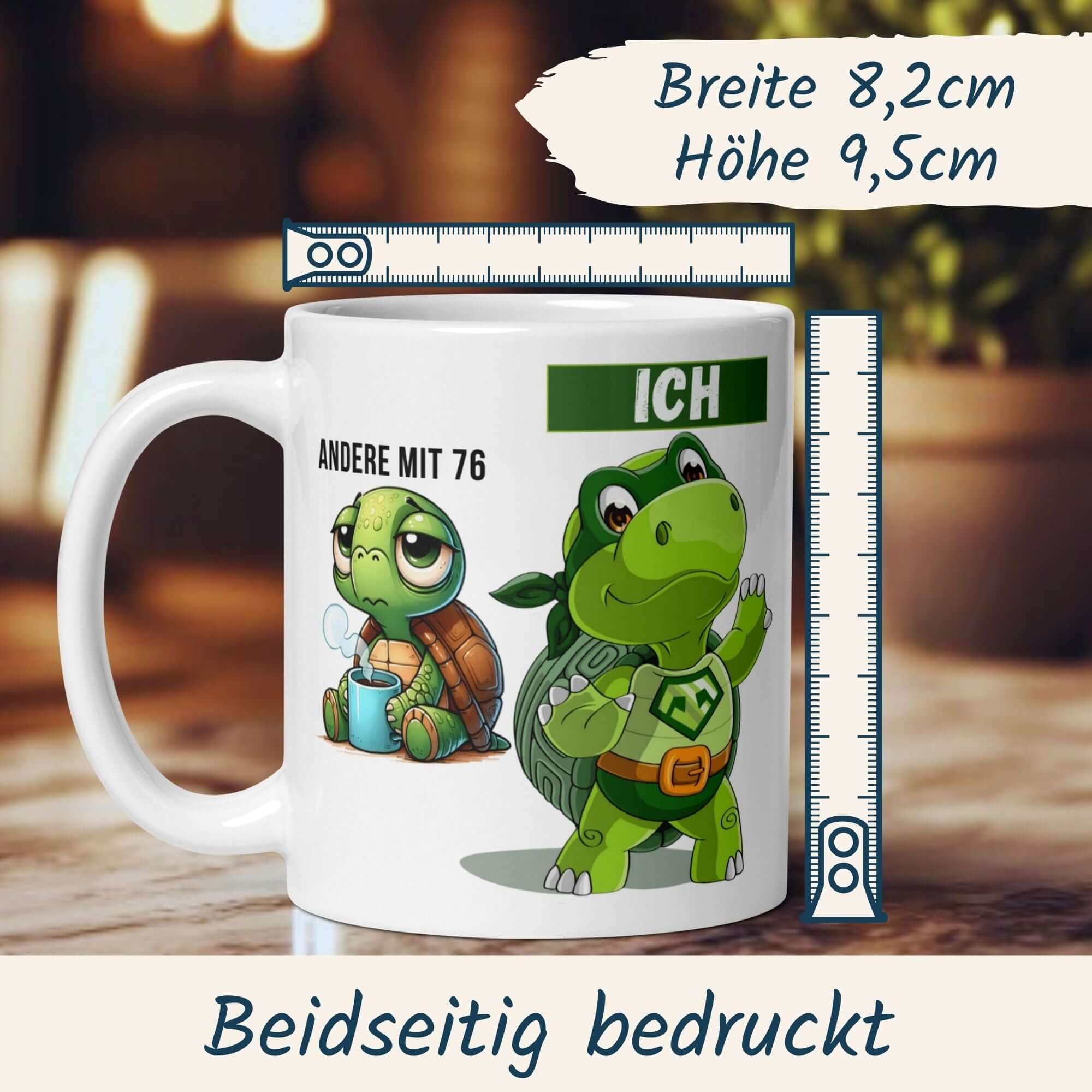 Witzige Tasse zum 76. Geburtstag mit Schildkröten-Motiv, die Humor und Lebensfreude zeigt.