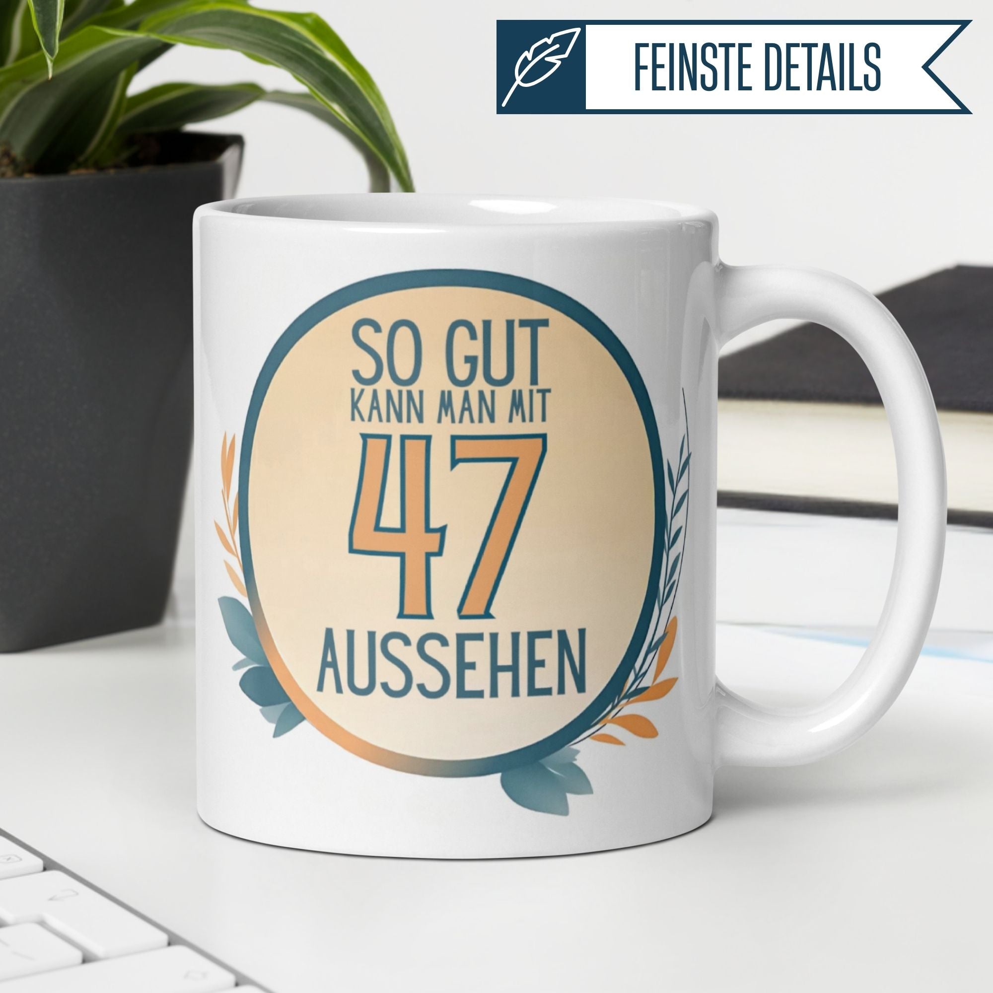 Momentals® 47. Geburtstag Tasse mit Spruch: "So gut kann man mit 47 aussehen", ideal für gute Laune beim Kaffee.