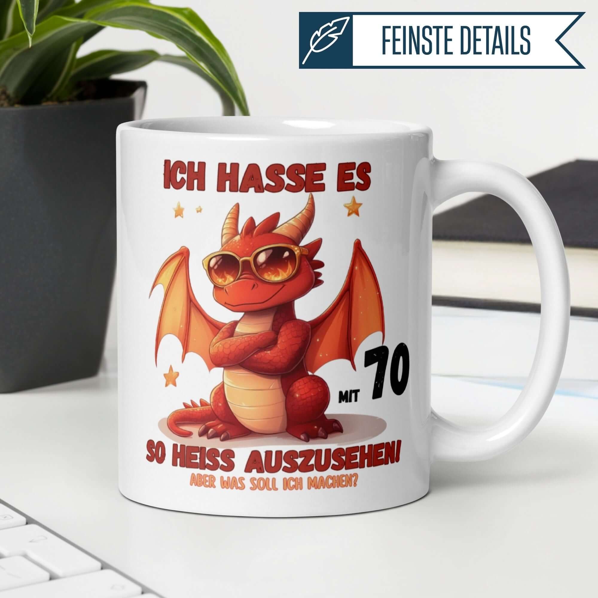 Momentals Tasse 70. Geburtstag mit frechem Drachen und witzigem Spruch über das Alter.