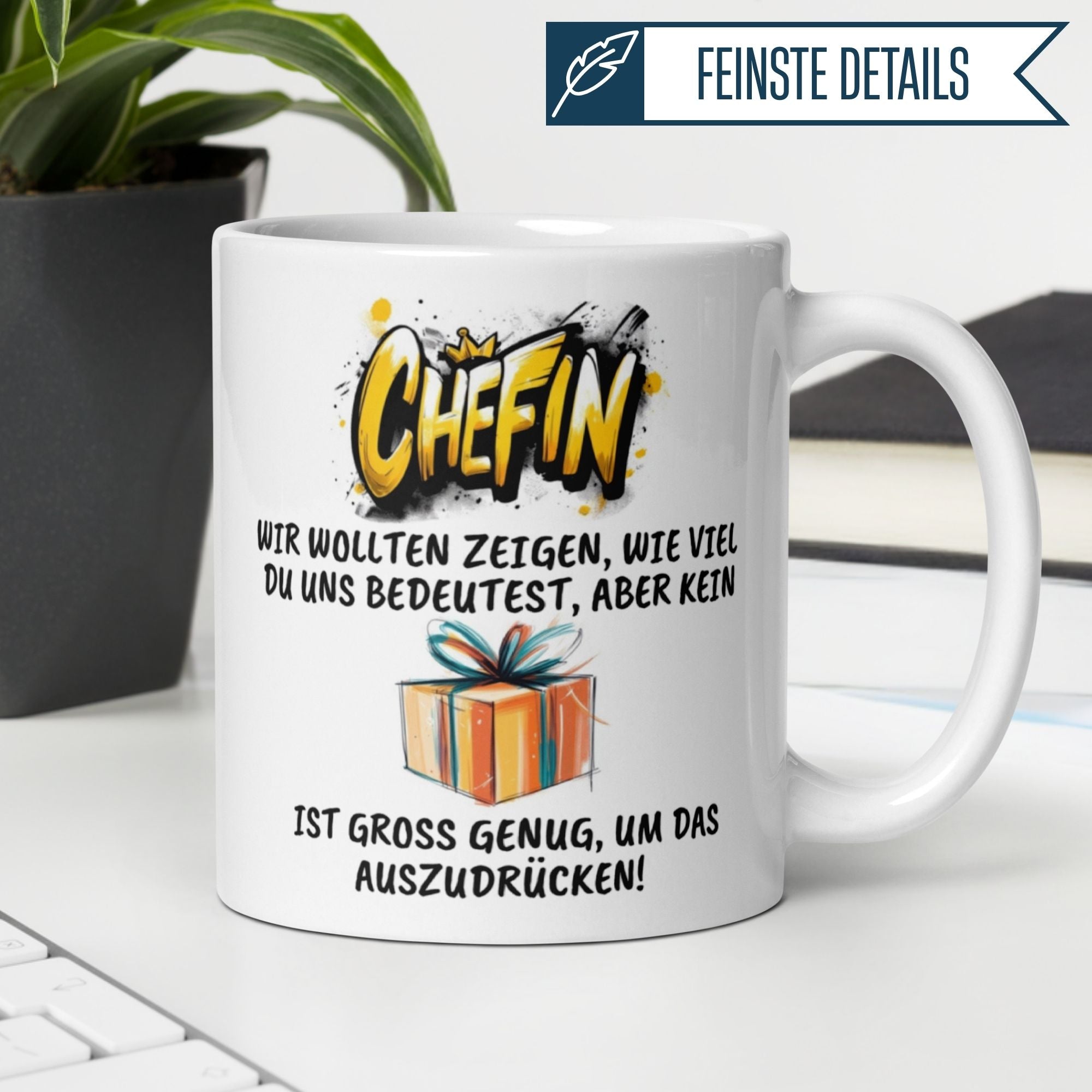 Momentals Tasse Chefin mit Spruch über Wertschätzung und Geschenk, humorvoll und respektvoll.