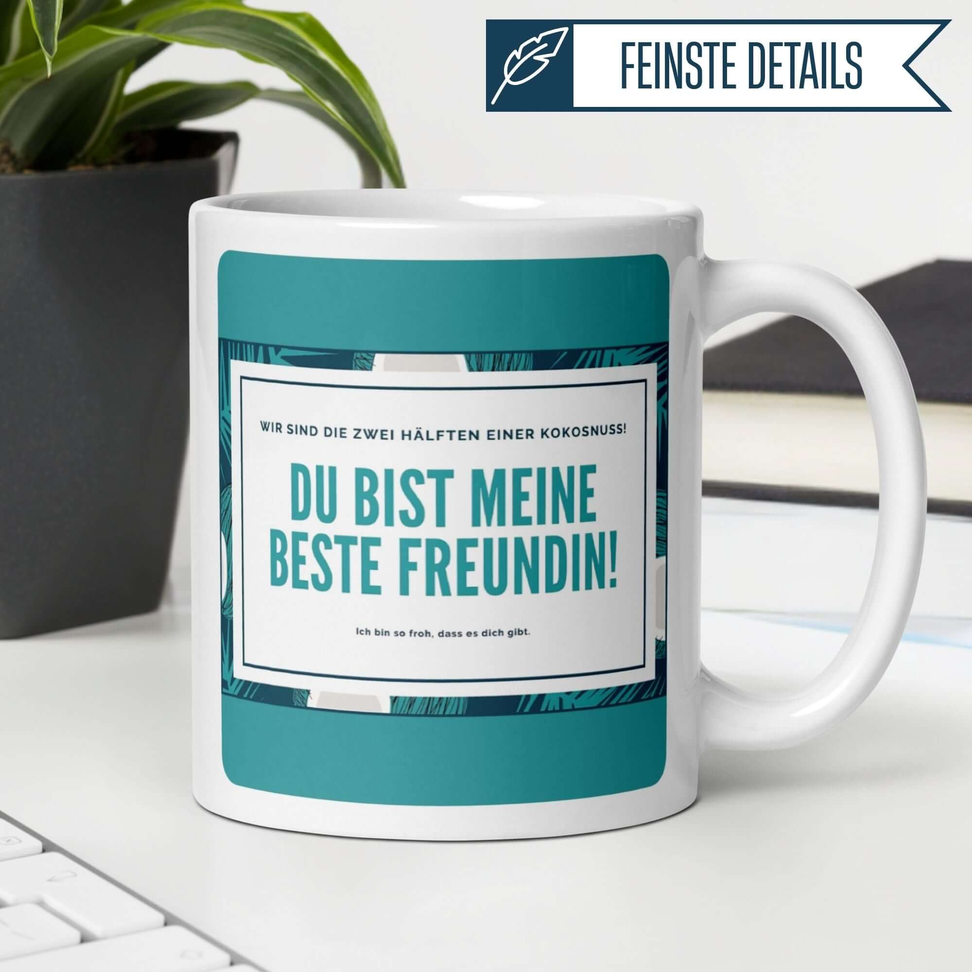 Momentals® Tasse | Freundschaft & Spruch | Zwei Hälften einer Kokusnuss