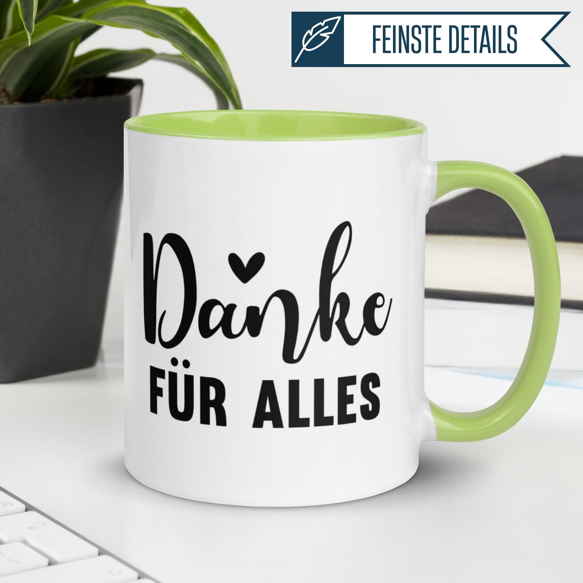 Momentals Tasse mit Spruch 'Danke für alles' und Herzmotiv, ideal für Wertschätzung in jeder Kaffeepause.