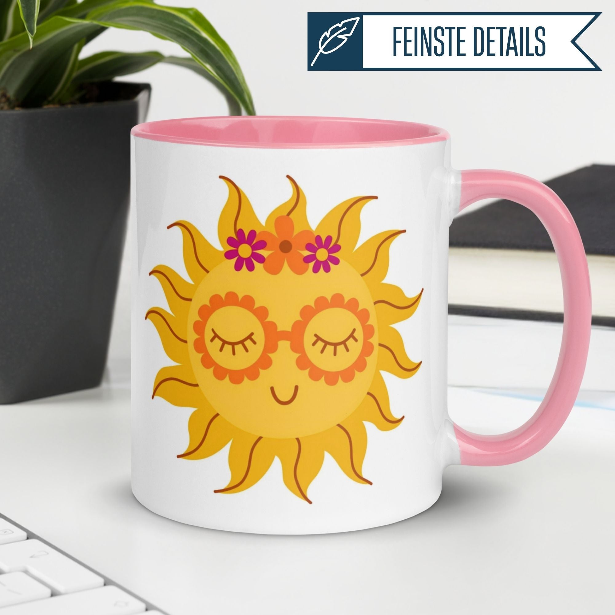 Momentals Tasse mit cooler Sonne, Blütenbrille und Hippie-Vibes für entspannte Momente.