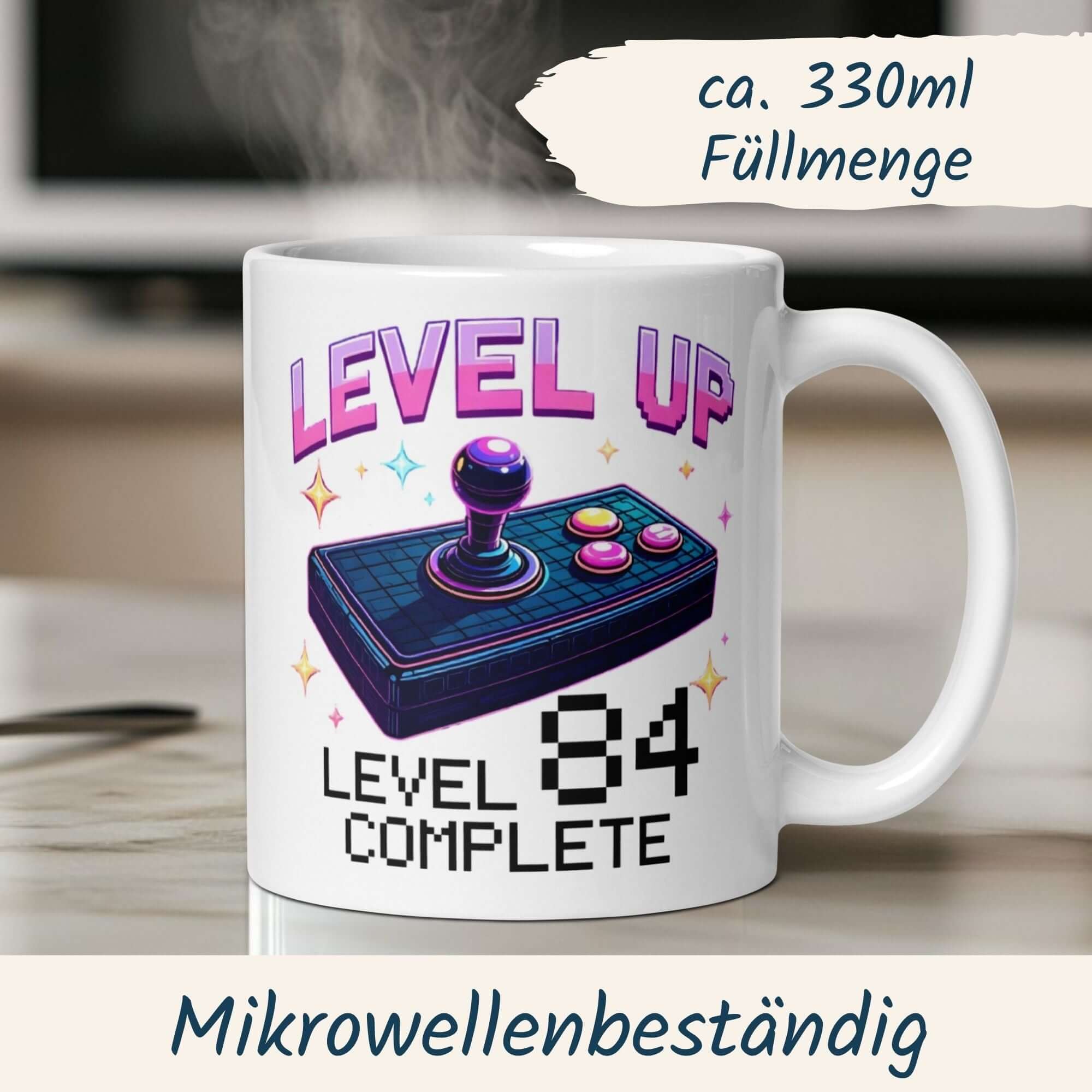 Gamer Tasse für den 84. Geburtstag mit Joystick-Design und Spruch „Level 84 Complete“, ideal für Videospiel-Fans.