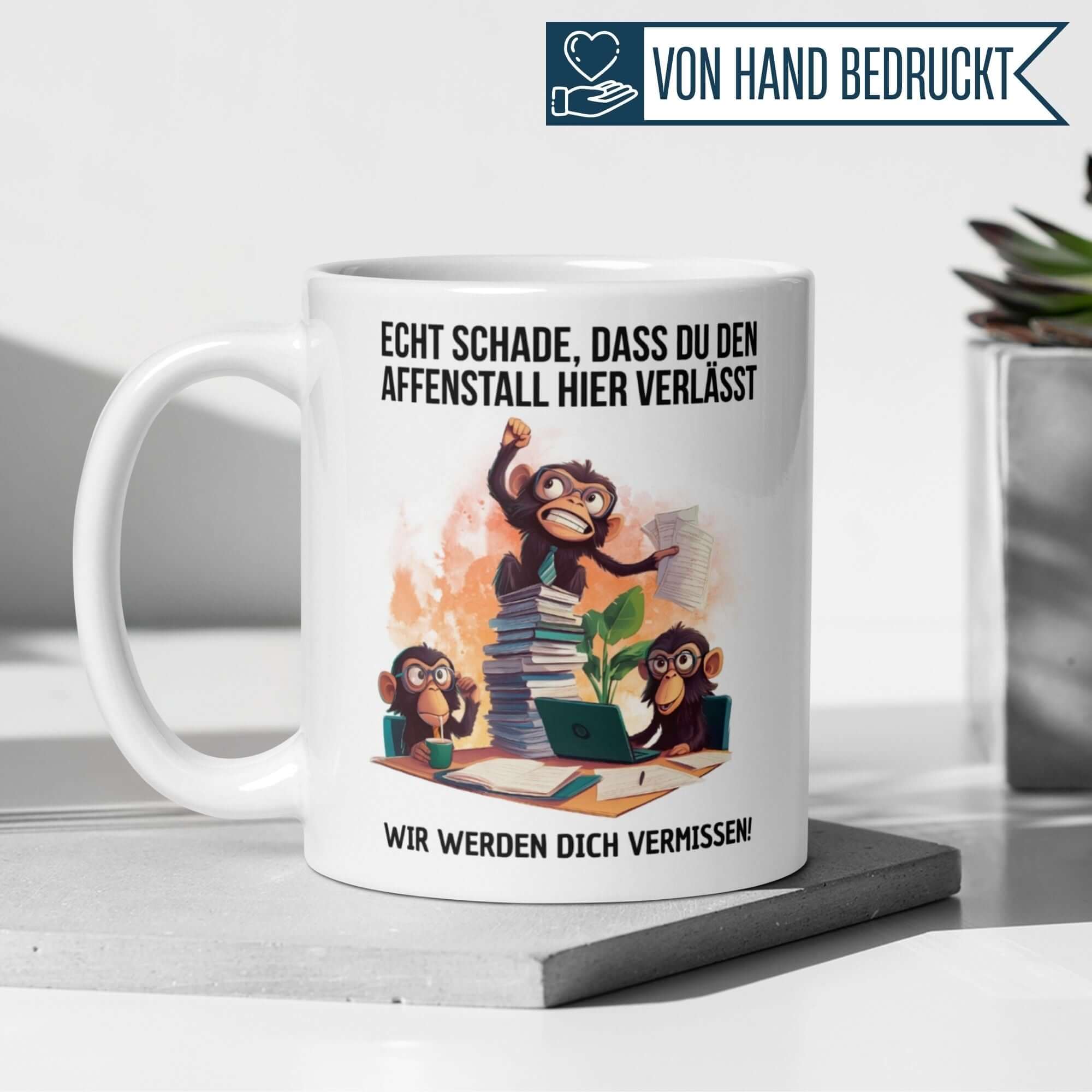 Momentals® Tasse Abschied | Affen & Comicstil | Büroabschied aus dem Affenstall • Momentals