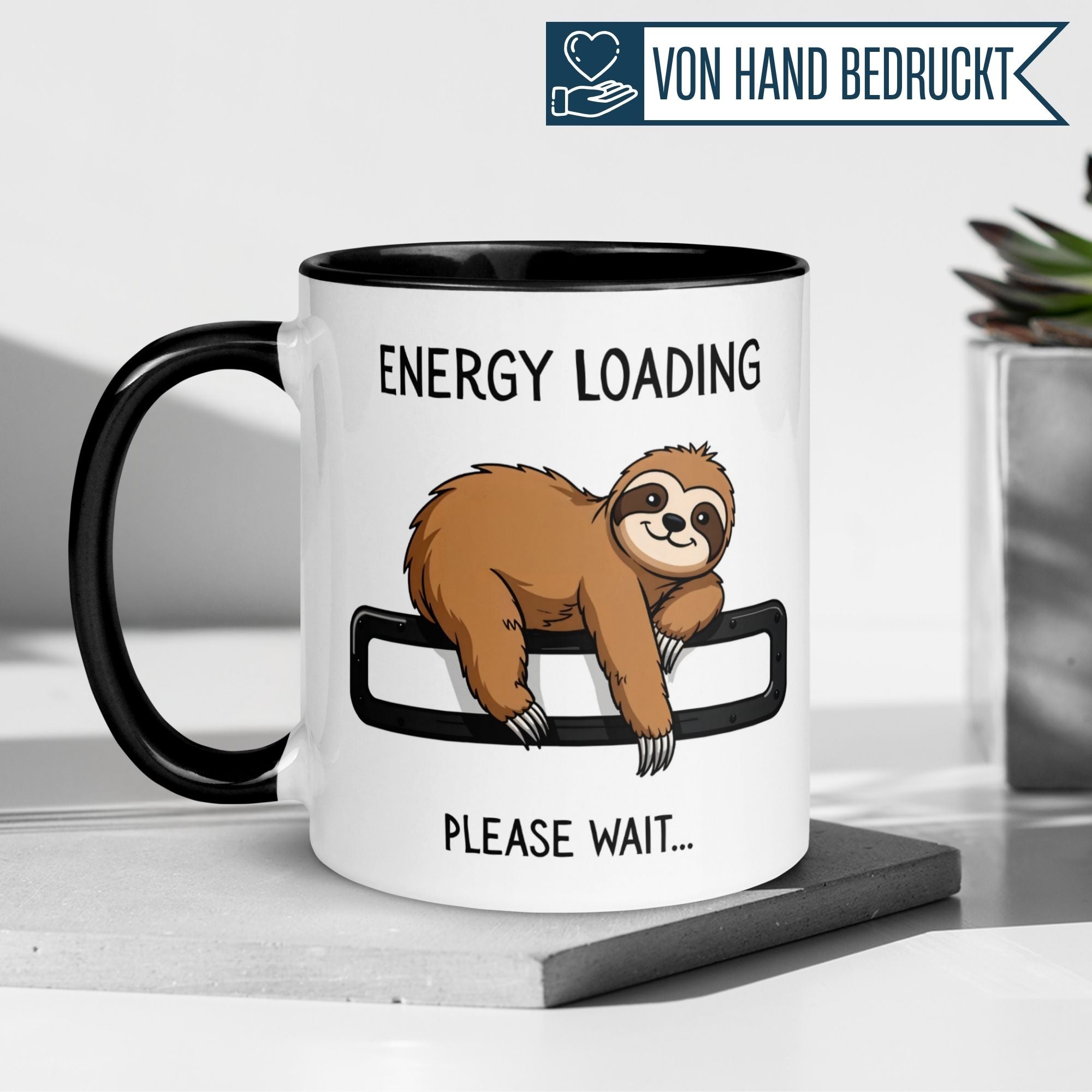 Tasse Faultier – „ENERGY LOADING – PLEASE WAIT“ – lustiger Morgenmuffel Geschenk Becher