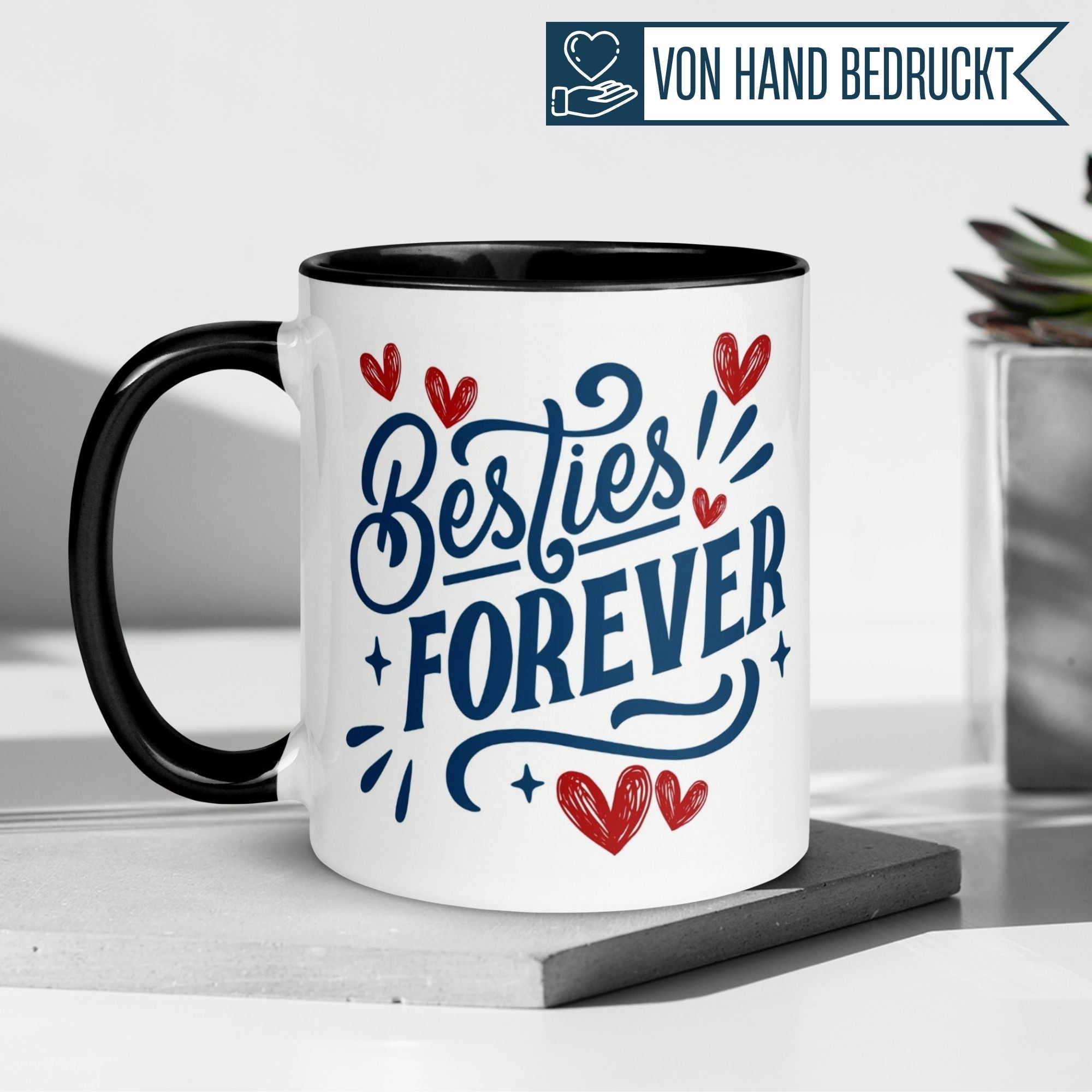 Momentals Tasse mit Herzmotiv, "Besties Forever" für beste Freundinnen und Freunde.