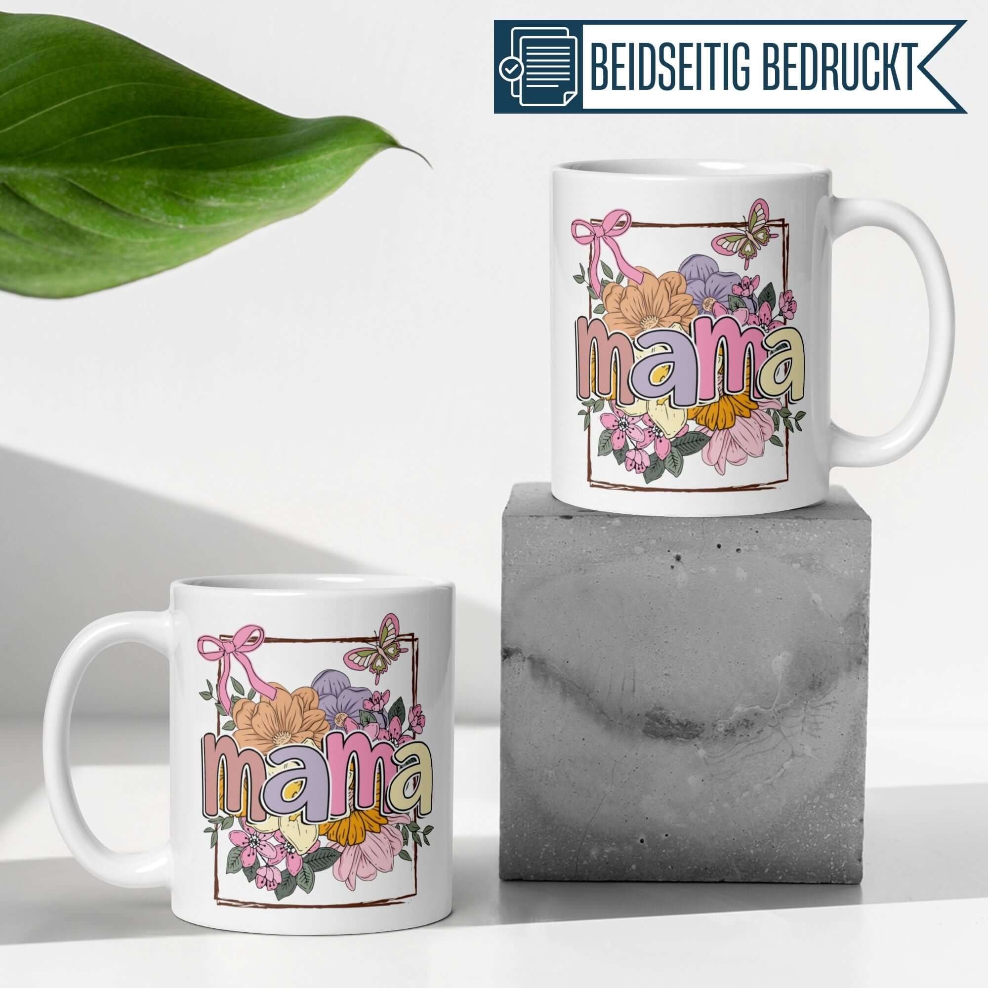 Momentals Tasse Mama mit buntem Floral Design und Schmetterlingen, perfekt für liebevolle Frühstücksrunden.