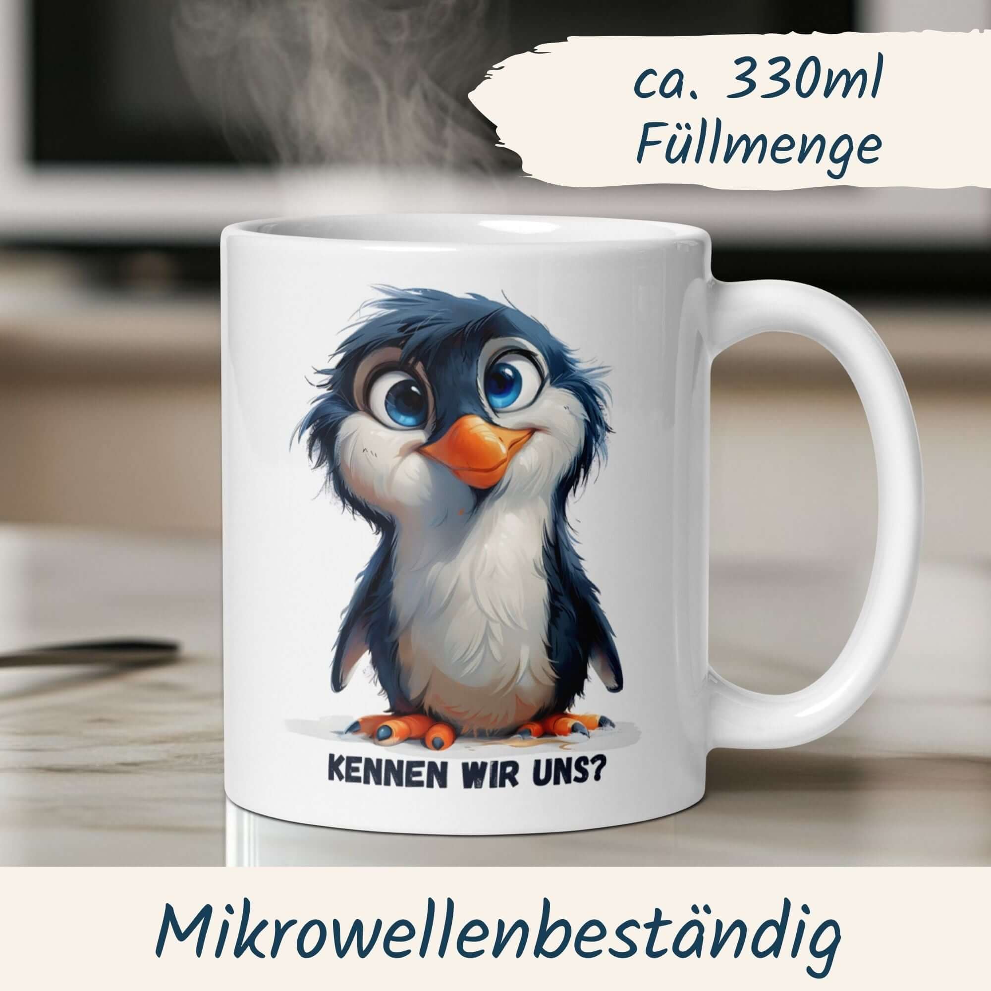 Momentals® Tasse mit Pinguin und Spruch "Kennen wir uns?". Perfekt für humorvolle Geschenke.