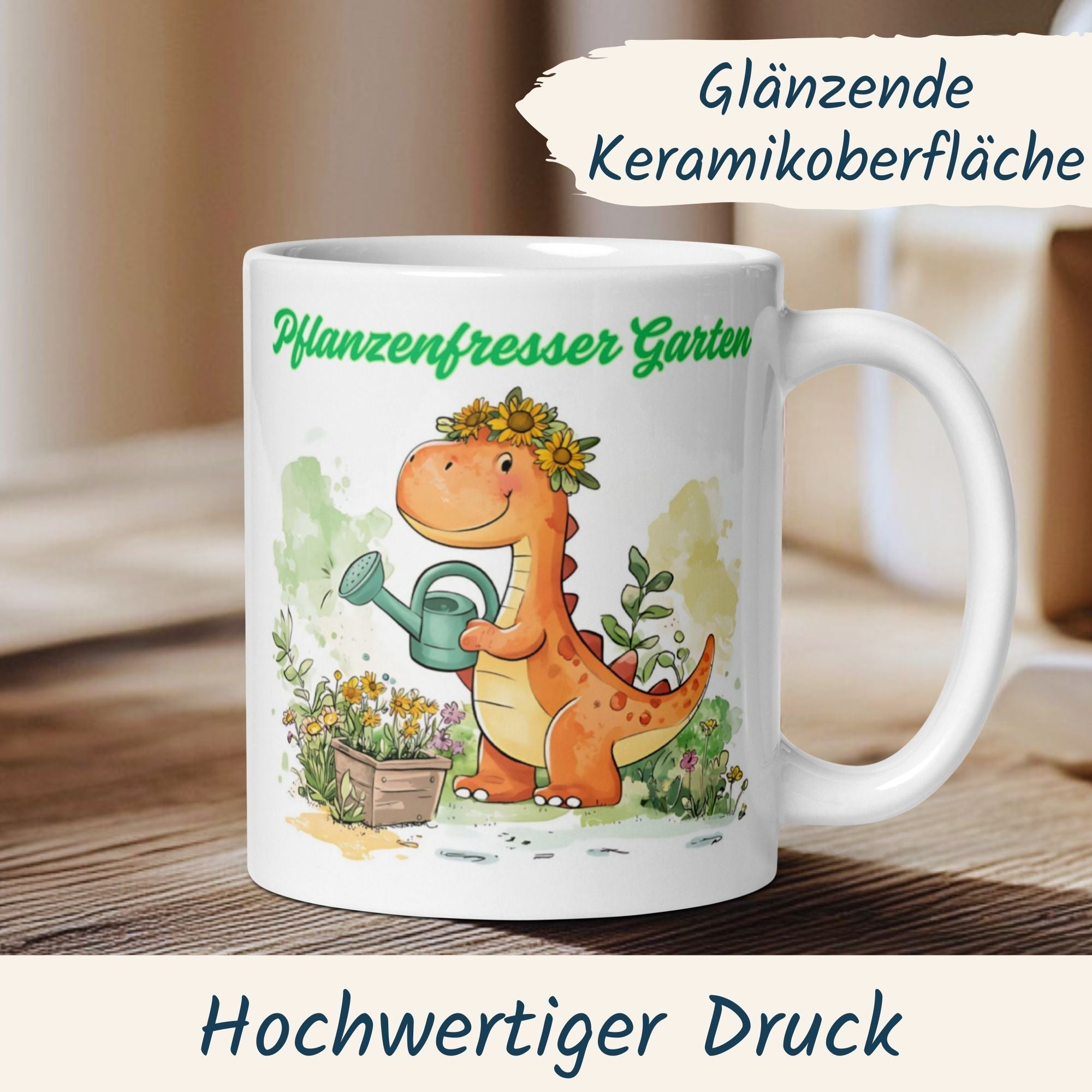 Charmante Dino Tasse mit Gießkanne und bunten Blumen für Natur- und Dino-Liebhaber.