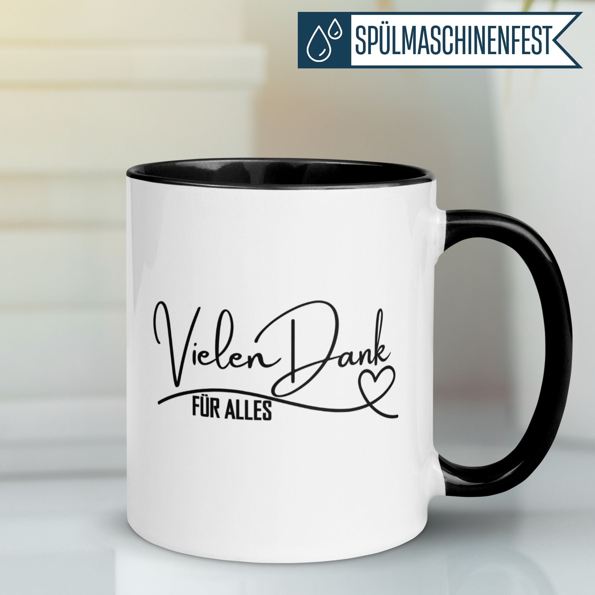 Momentals® Tasse mit Aufschrift 'Vielen Dank für alles', schwarzer Henkel und stilvolles Herz-Motiv.