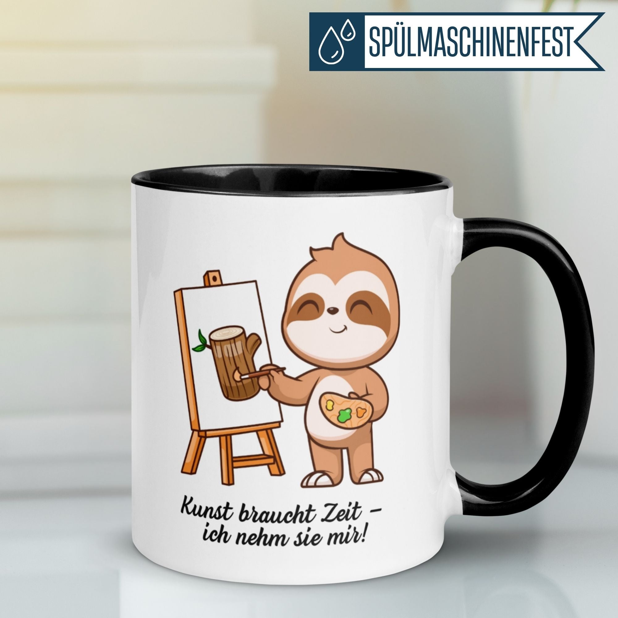 Momentals® Tasse mit Faultier, das malt und den Spruch "Kunst braucht Zeit – ich nehm sie mir!"