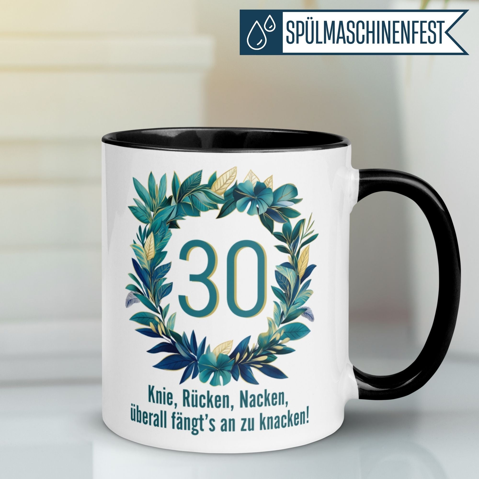 Momentals® Tasse zum 30. Geburtstag mit humorvollem Spruch und Kranzdesign, ideal als Geschenk.