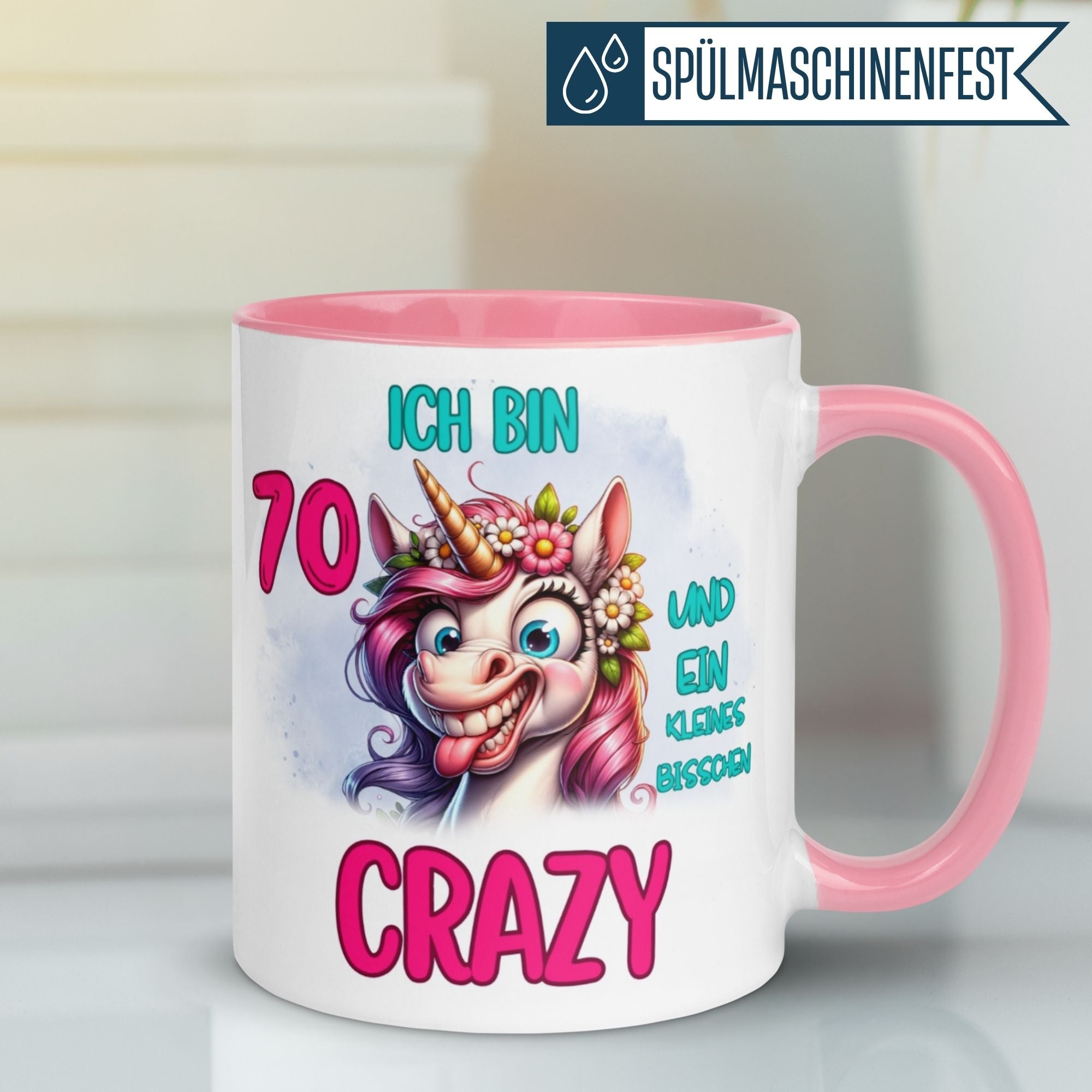 Momentals Tasse zum 70. Geburtstag mit witzigem Einhorn-Motiv und Spruch 'Ich bin 70 und ein kleines bisschen crazy'