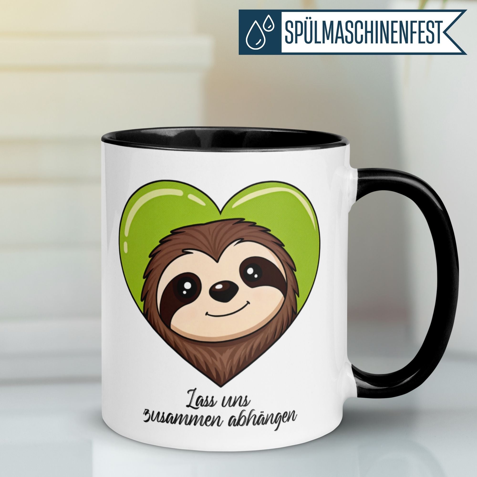 Momentals Tasse mit Faultier und Herzmotiv, Aufschrift 'Lass uns zusammen abhängen' in entspannter Ausstrahlung.