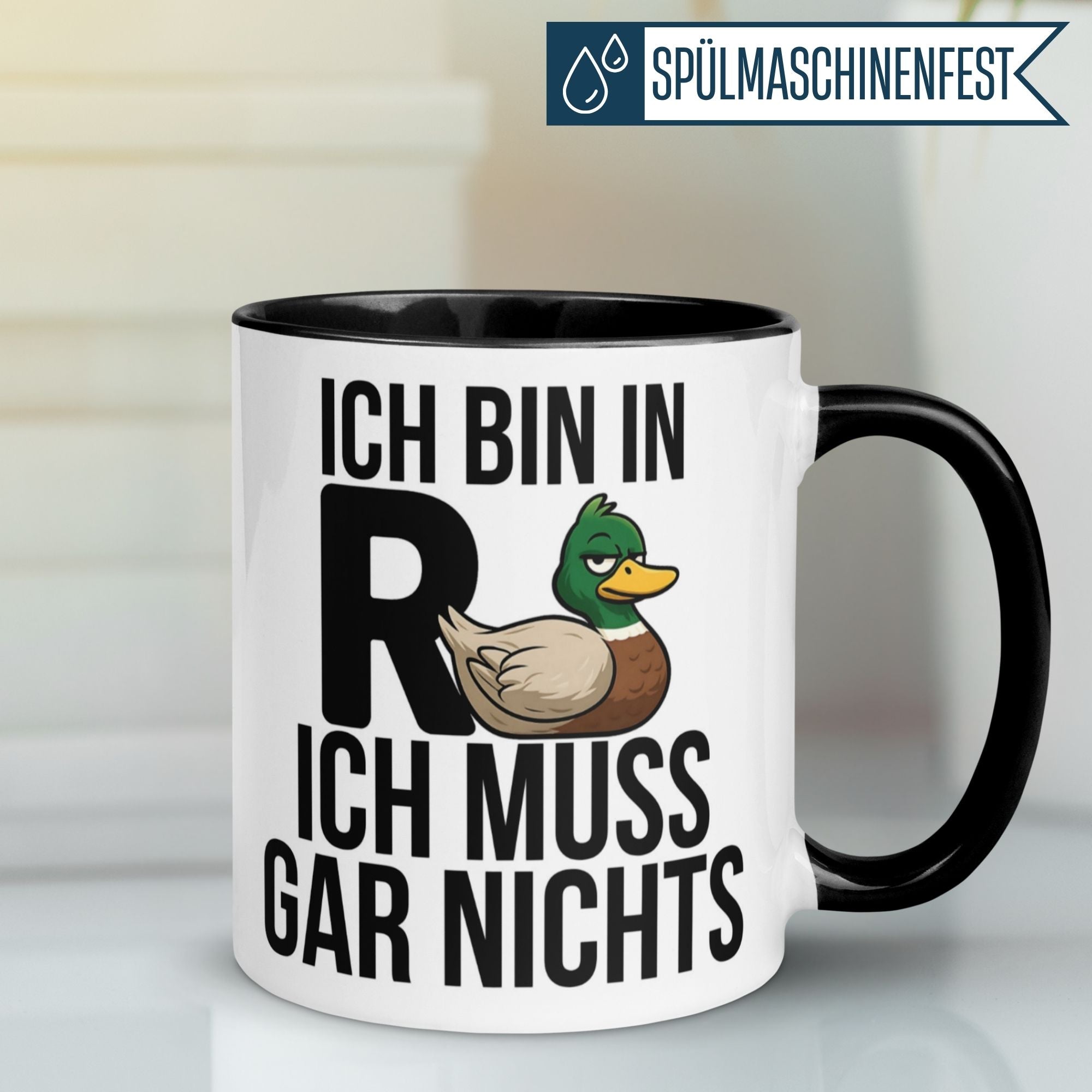 Momentals® Tasse mit frechem Enten-Motiv und Spruch "Ich bin in Rente – ich muss gar nichts".