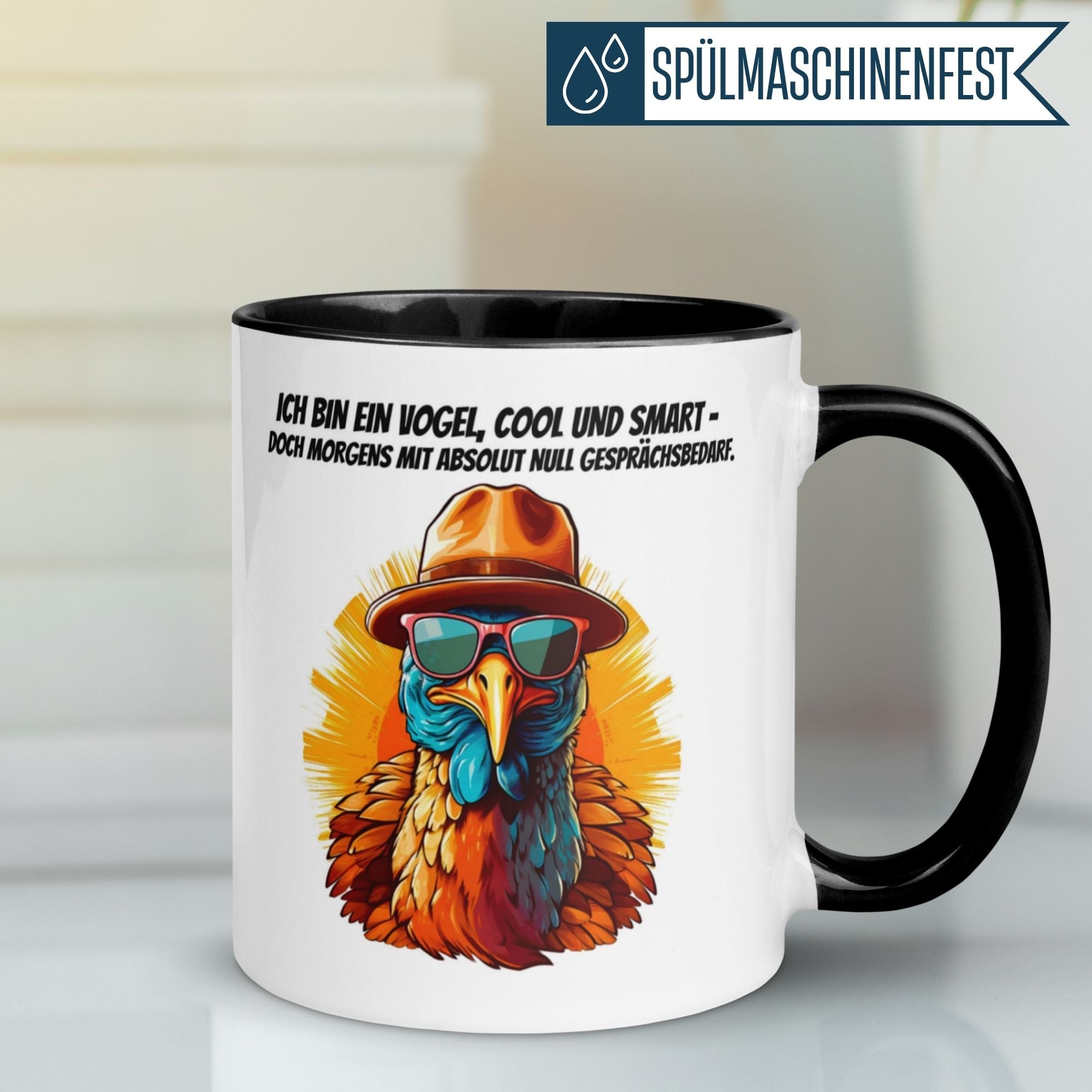 Momentals Tasse für Morgenmuffel mit coolem Vogel-Motiv und humorvollem Spruch über Gesprächsbedarf.