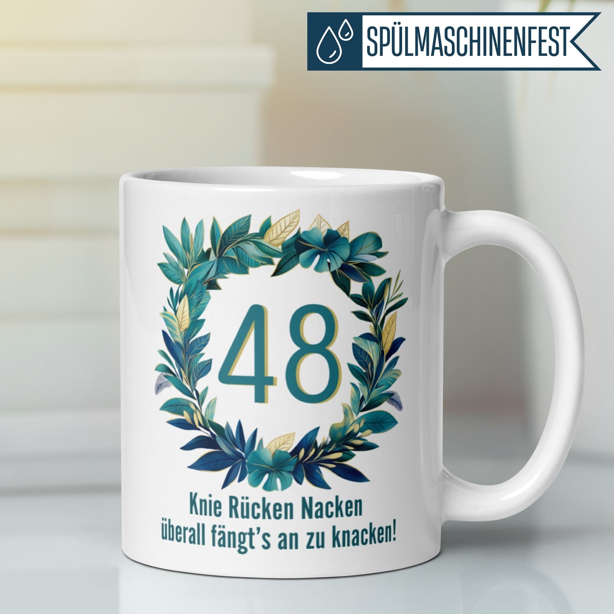 Momentals® Tasse zum 48. Geburtstag mit witzigem Spruch über Knie, Rücken und Nacken.