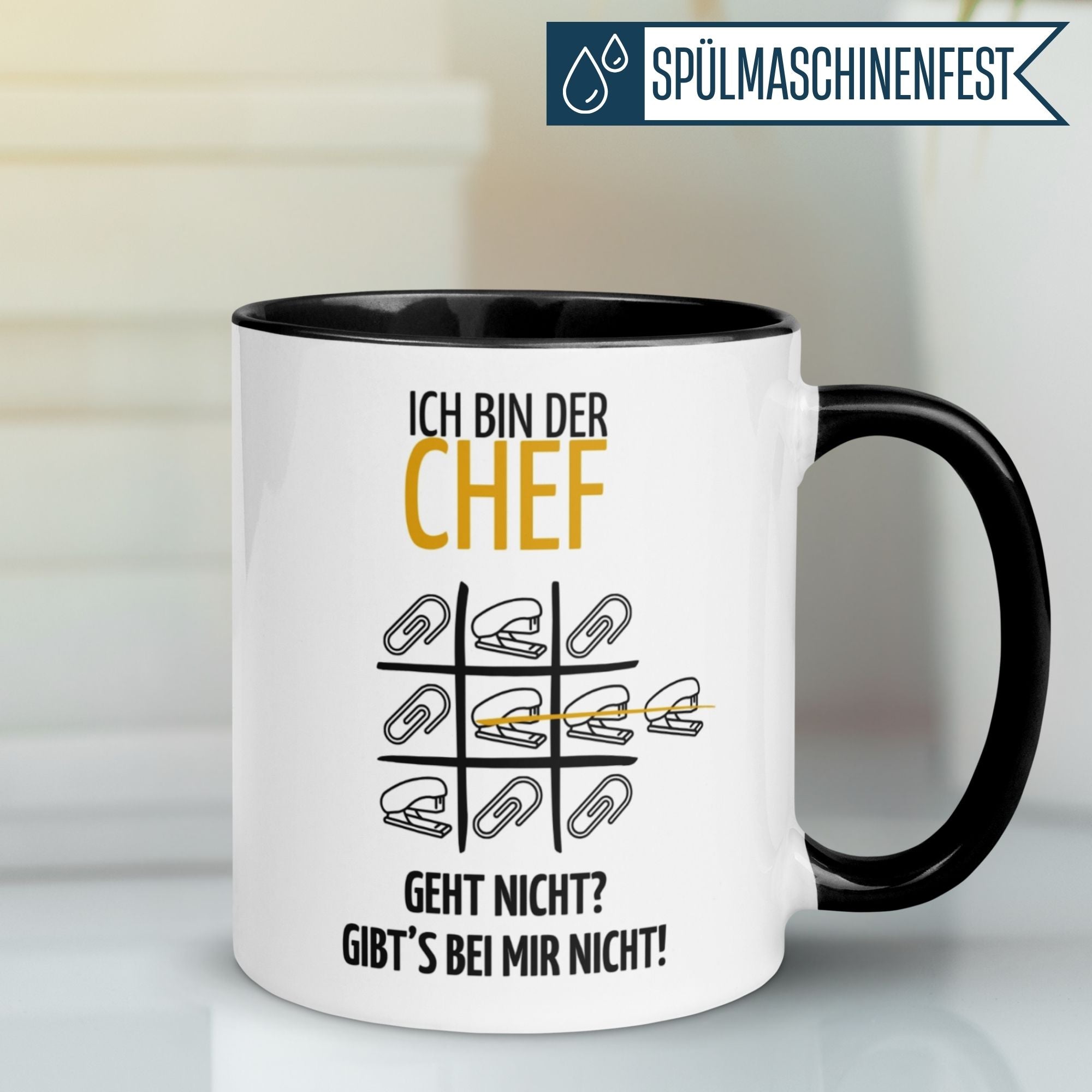 Momentals Tasse Chef mit Tic-Tac-Toe-Motiv und Spruch "Geht nicht? Gibt's bei mir nicht!"