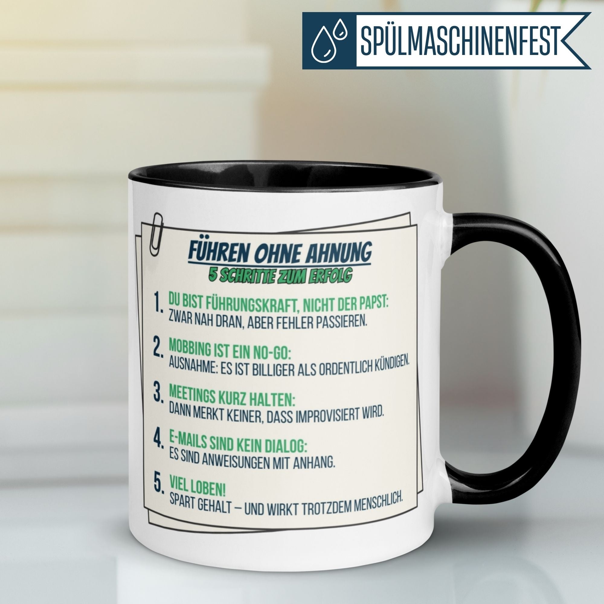 Momentals Tasse mit witzigen Führungstipps "Führen ohne Ahnung" für Chefs und Chefinnen.