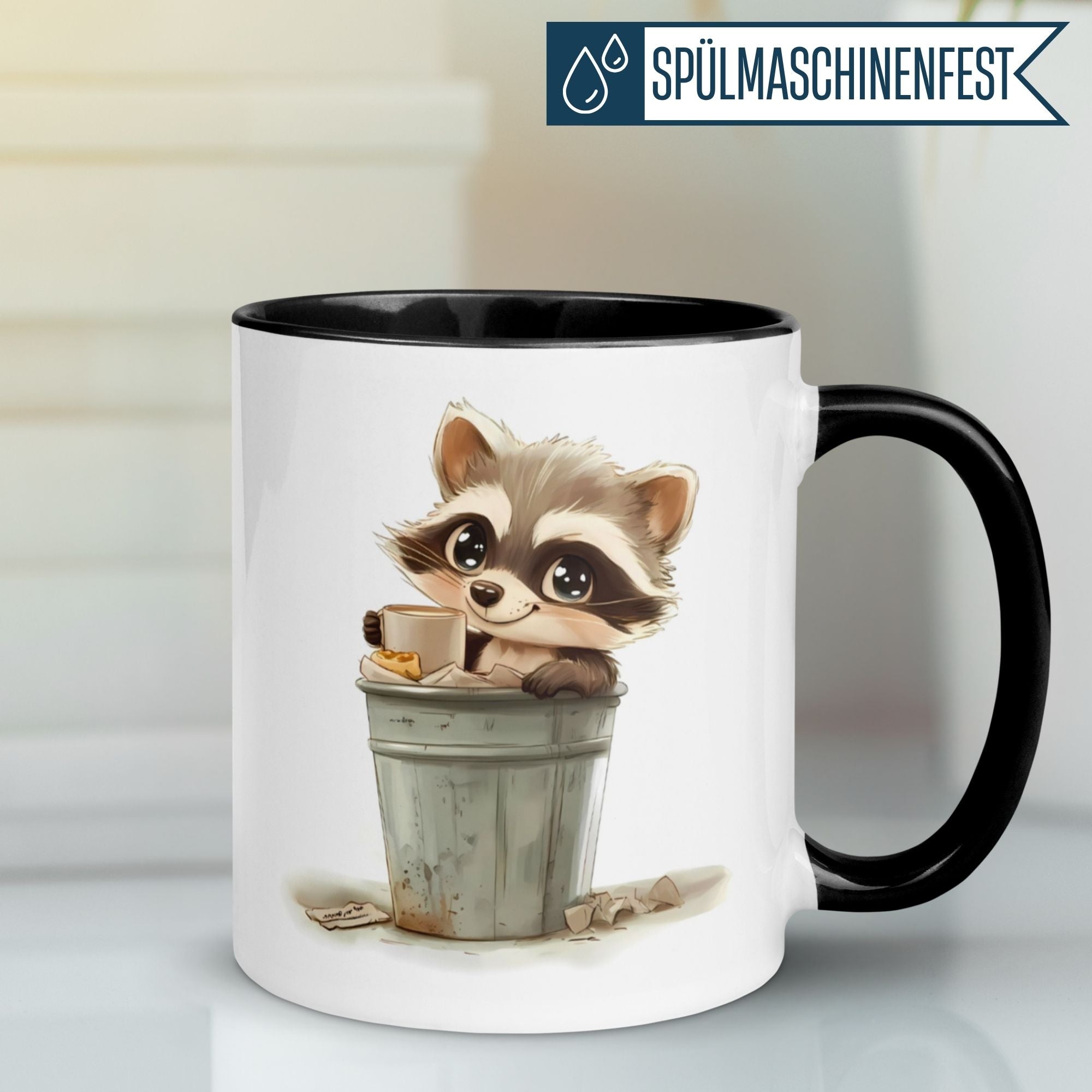Momentals Tasse mit niedlichem Waschbären, der aus einem Mülleimer schaut, perfekt für Morgenmuffel.