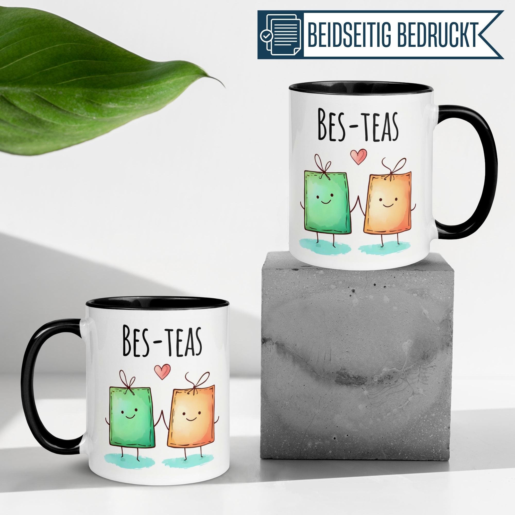 Momentals® Tasse mit süßen Teebeuteln, die Händchen halten, ideal für beste Freunde.