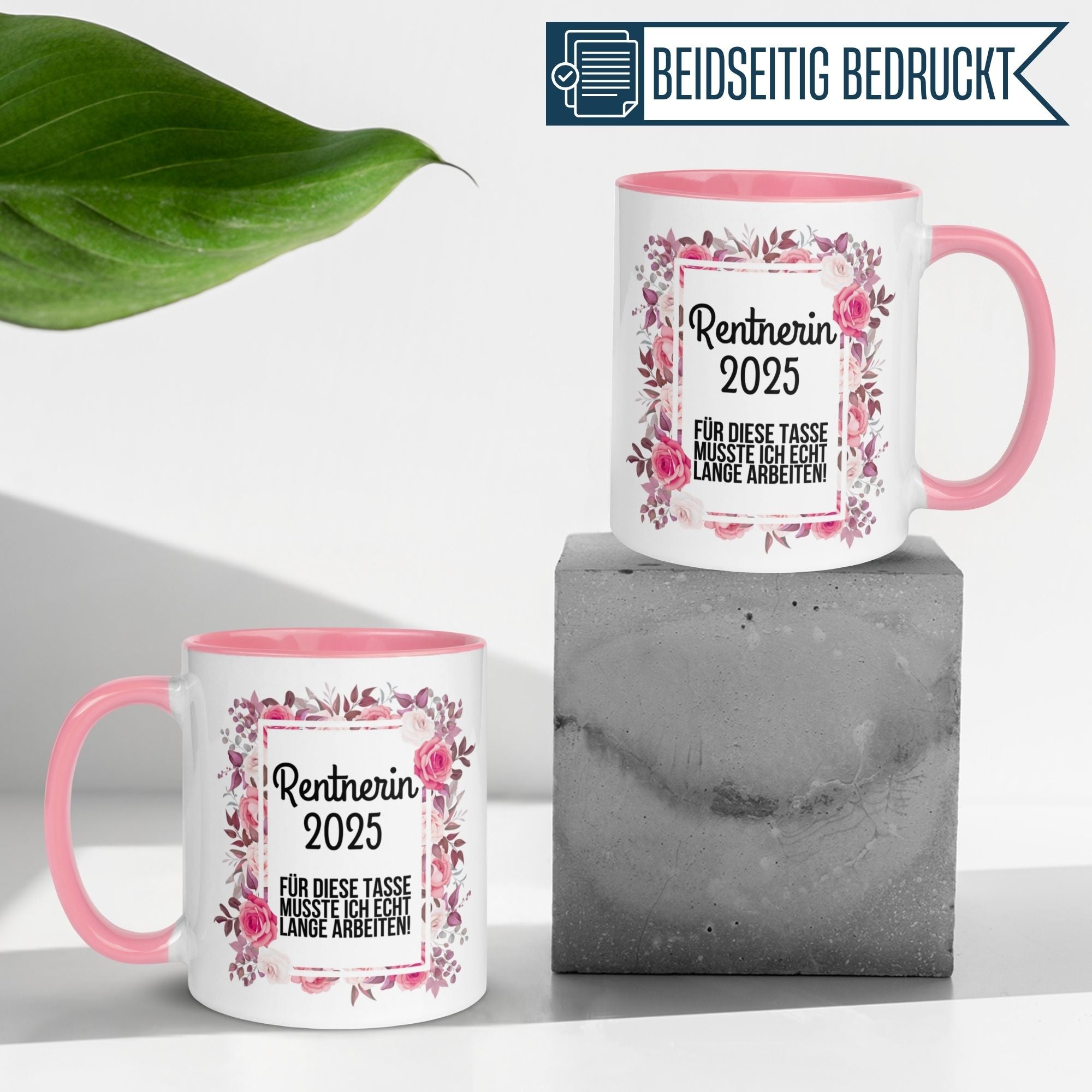 Momentals Tasse "Rentnerin 2025" mit Blumenkranz, perfektes Geschenk für den Renteneintritt.