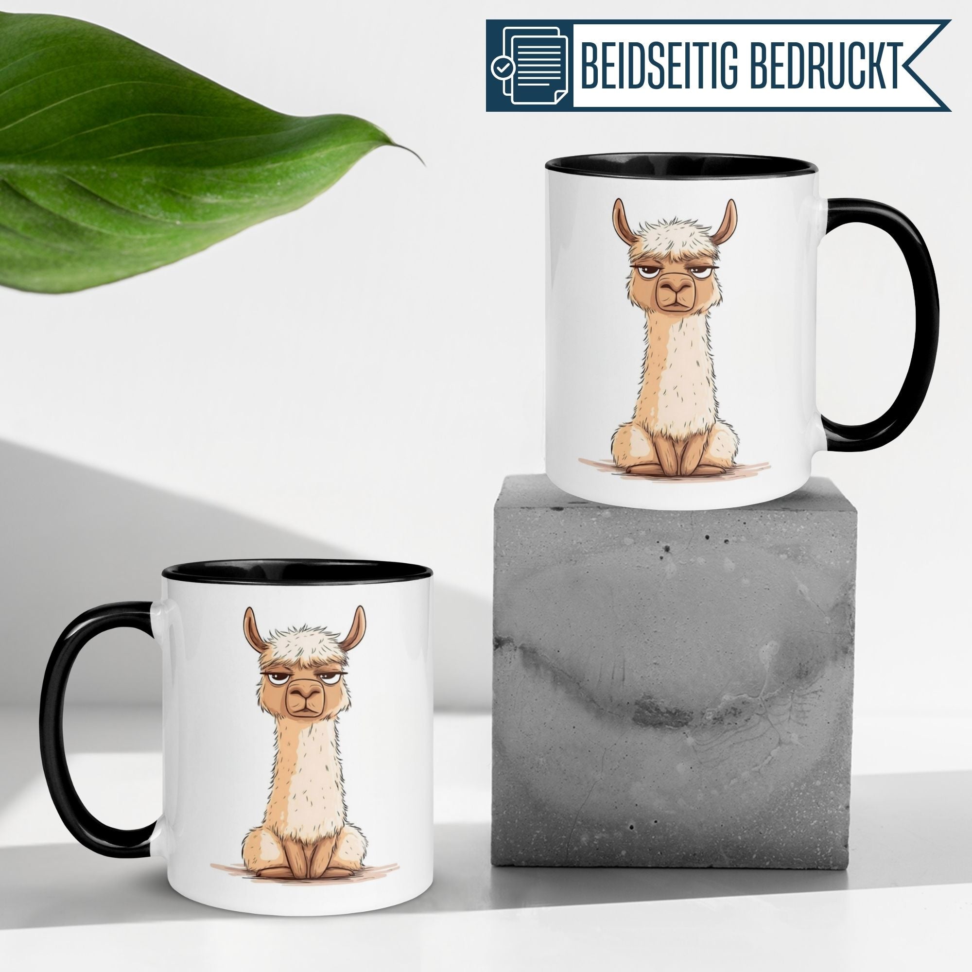 Momentals® Tasse mit mürrischem Lama-Motiv für humorvolle Tierliebhaber, beidseitig bedruckt.