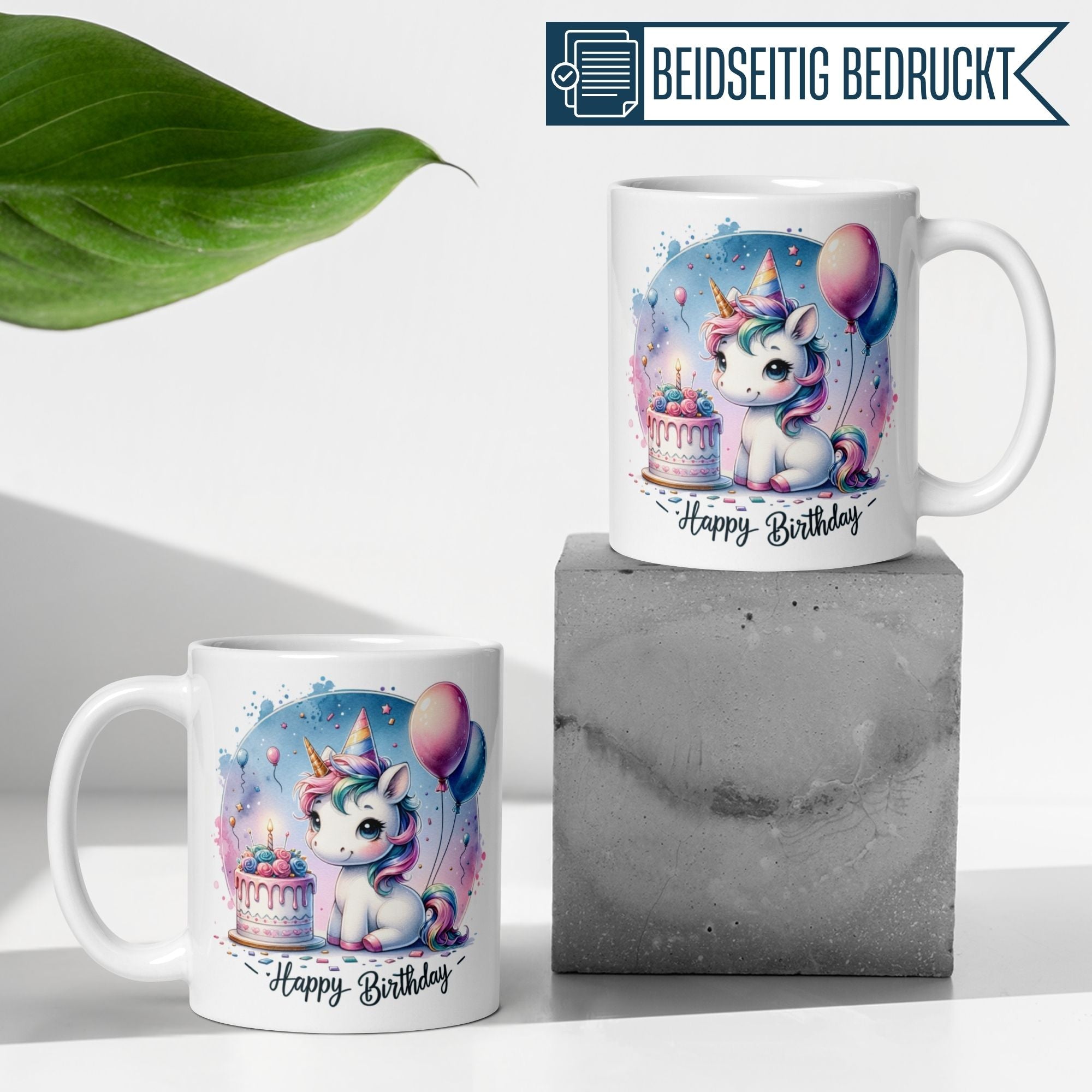 Momentals® Einhorn Geburtstagstasse mit Pastellfarben und Partyhut, ideales Geschenk zum Feiern.