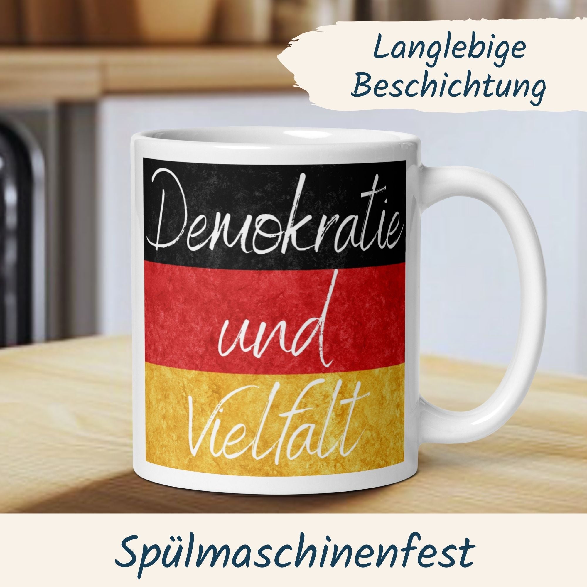 Keramiktasse mit deutschem Flaggen-Design und Spruch "Demokratie und Vielfalt", spülmaschinenfest
