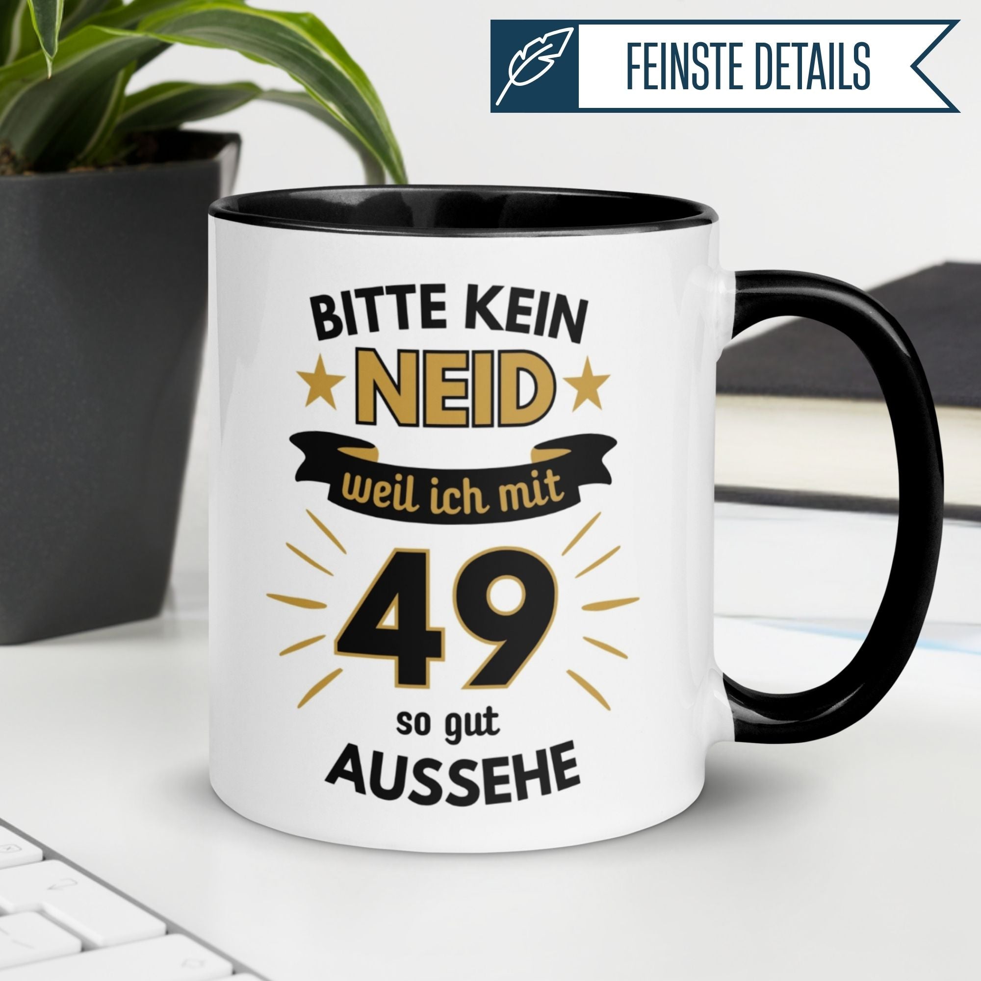 Momentals® Tasse für den 49. Geburtstag mit humorvollem Spruch "Bitte kein Neid, weil ich so gut aussehe"