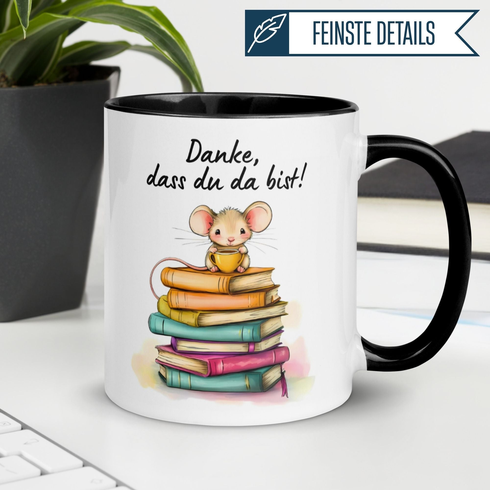 Momentals Tasse mit Maus und bunten Büchern, Aufschrift: 'Danke, dass du da bist!' für Wertschätzung.