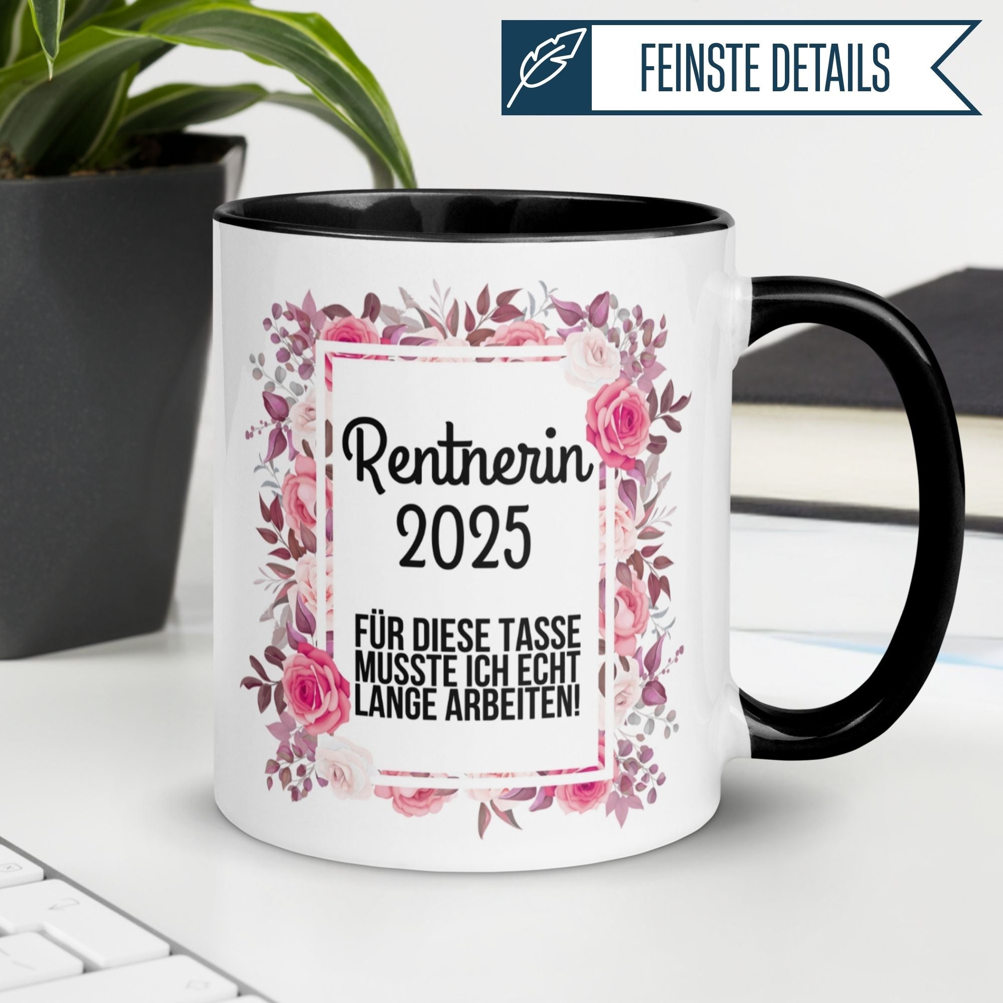 Momentals Tasse für Rentnerin 2025 mit buntem Blumenkranz und motivierendem Spruch zum Renteneintritt.