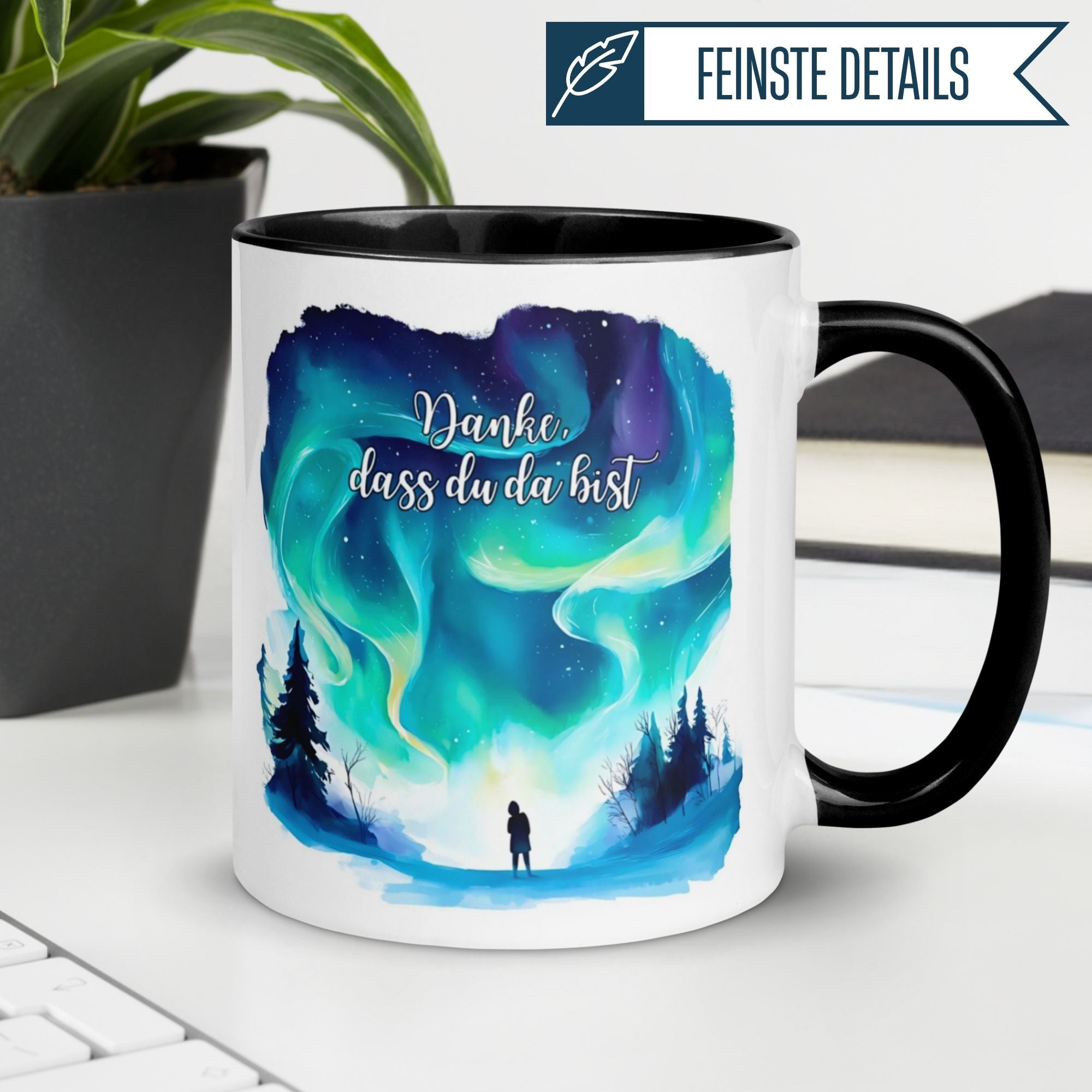 Momentals® Tasse Dankeschön mit Nordlicht-Motiv und herzlicher Botschaft 'Danke, dass du da bist'.