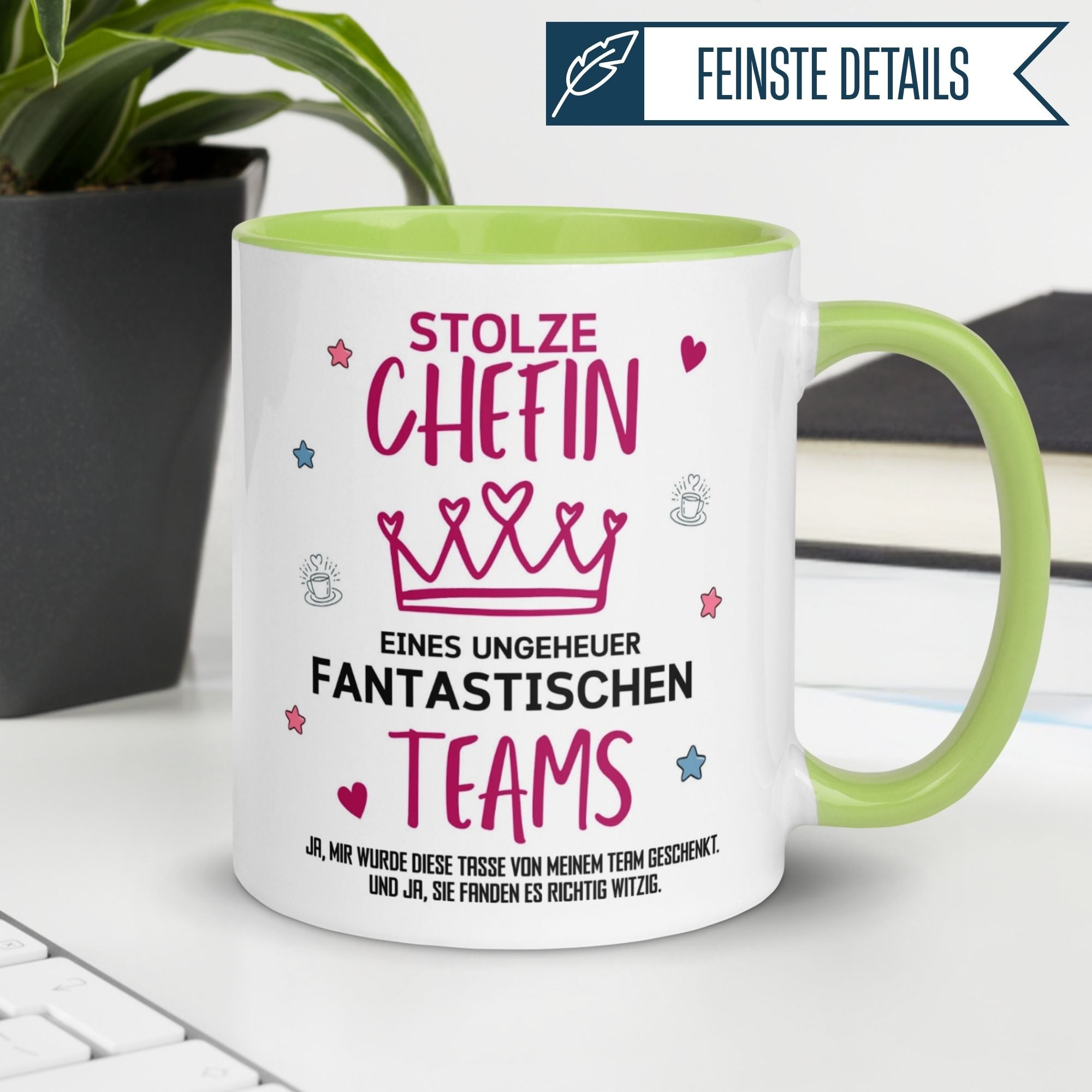 Momentals® Tasse Chefin mit pinker Schrift und Krone für stolze Chefin eines fantastischen Teams.