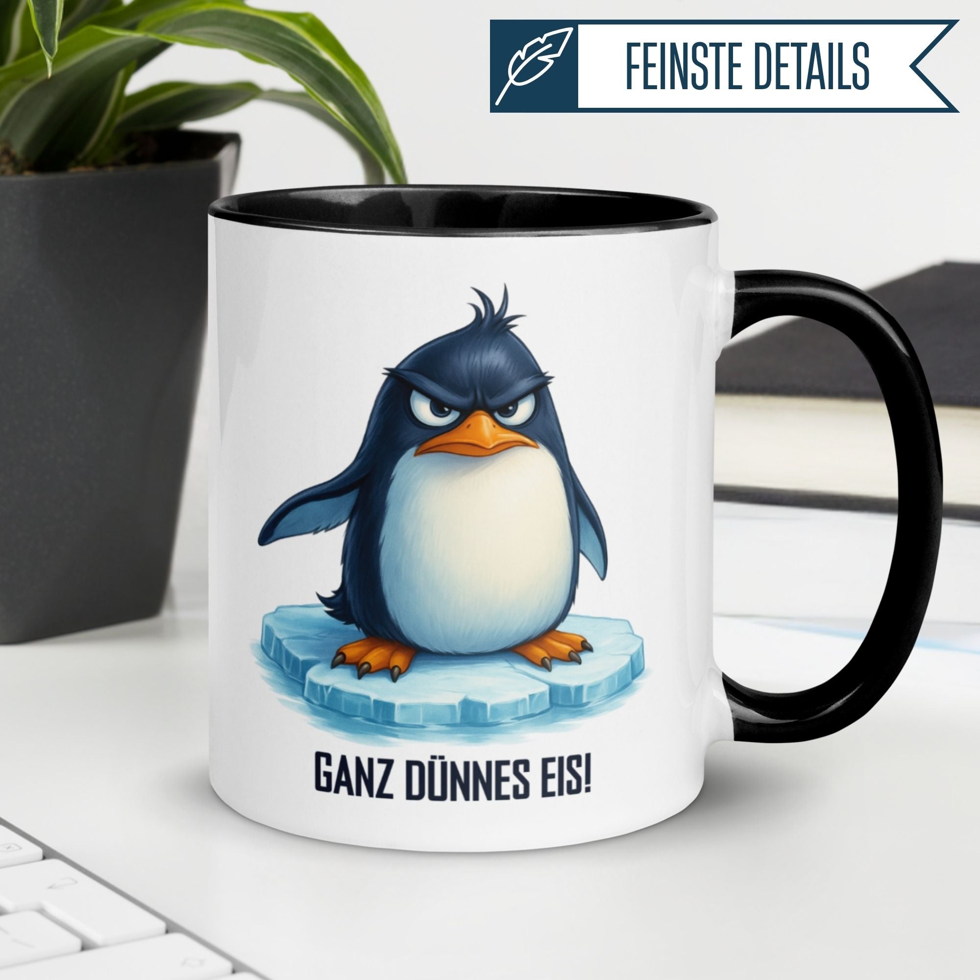 Momentals Tasse mit wütendem Pinguin-Motiv und Spruch 'Ganz dünnes Eis!'
