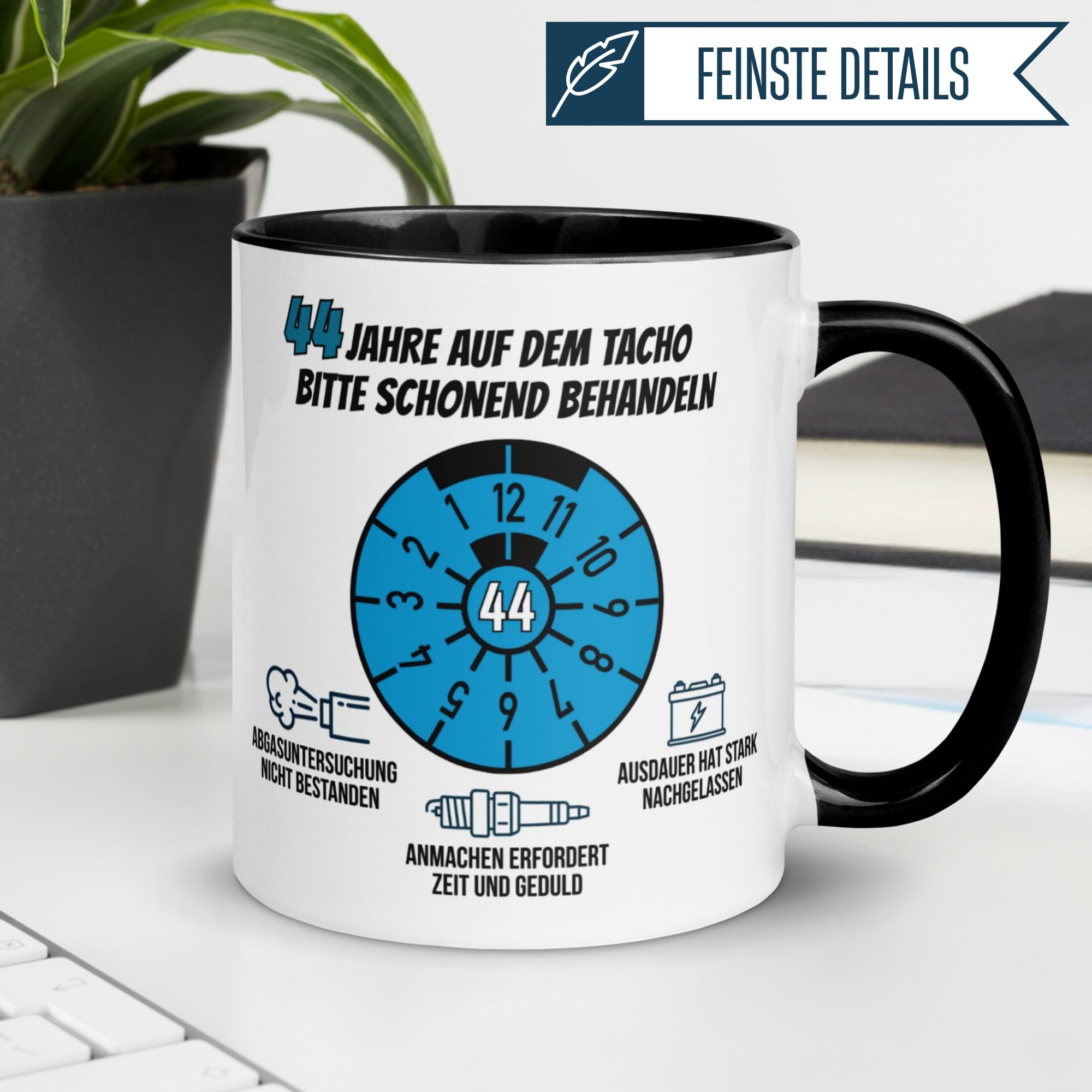 Momentals® Tasse 44. Geburtstag | Siegel & Spruch | 44 Jahre auf dem Tacho - Schonend behandeln