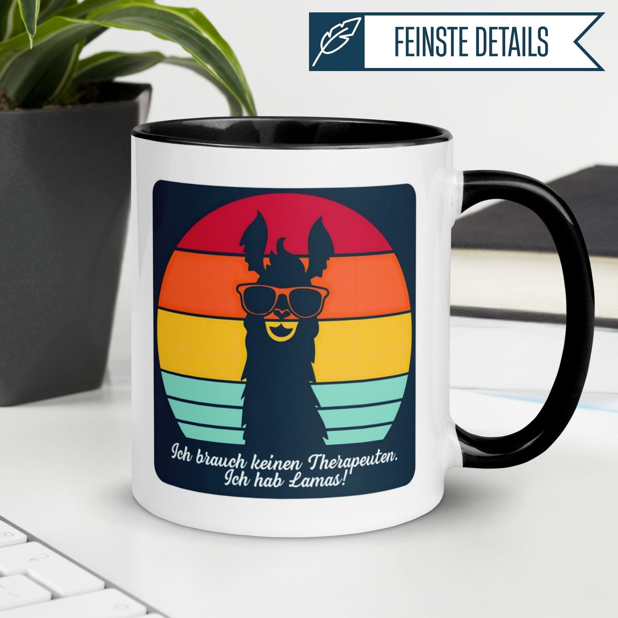 Humorous Momentals Tasse with a stylish llama wearing sunglasses and a retro sunset design.