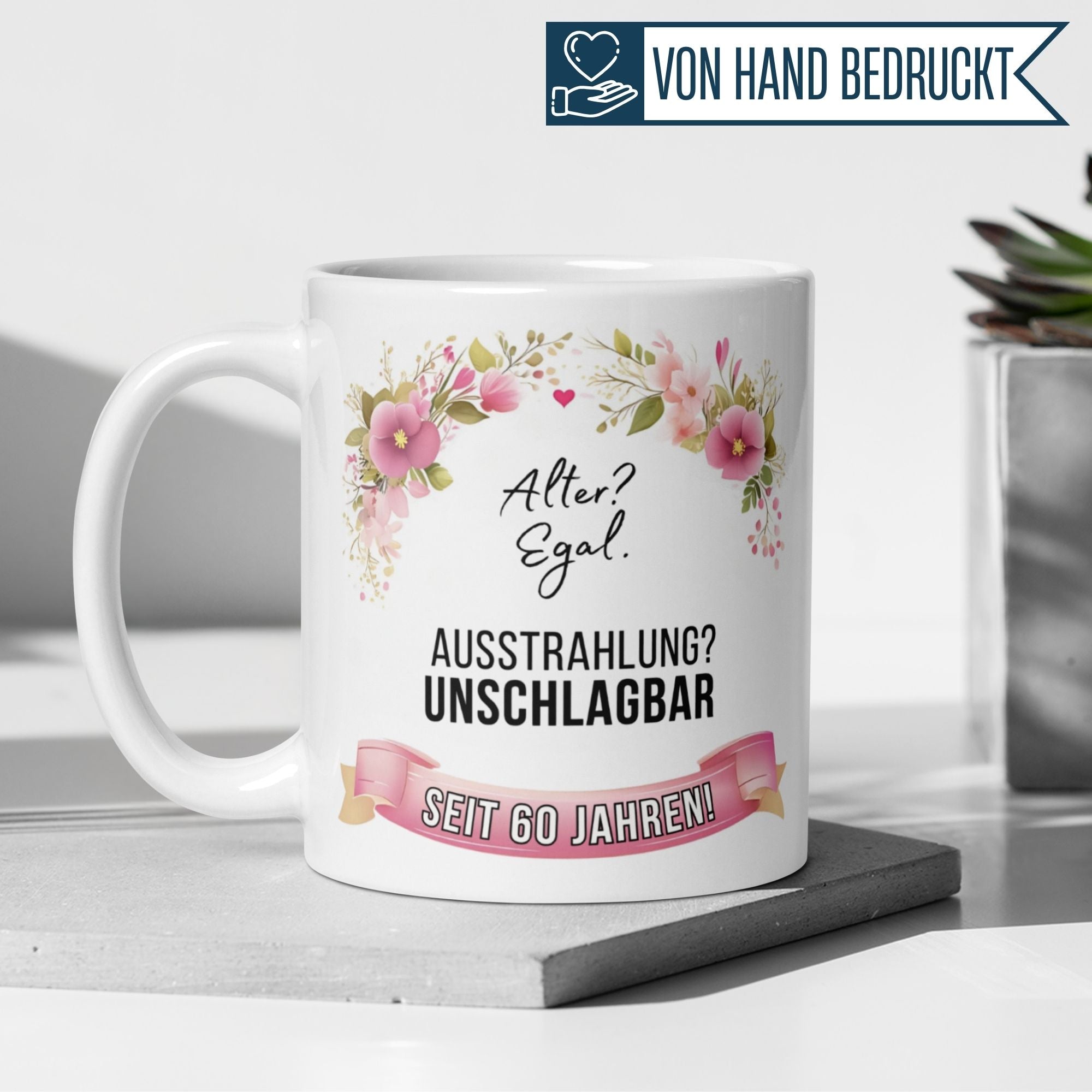 Momentals® Tasse 60. Geburtstag | Blumen & Spruch | Ausstrahlung - Unschlagbar seit 60 Jahren • Momentals
