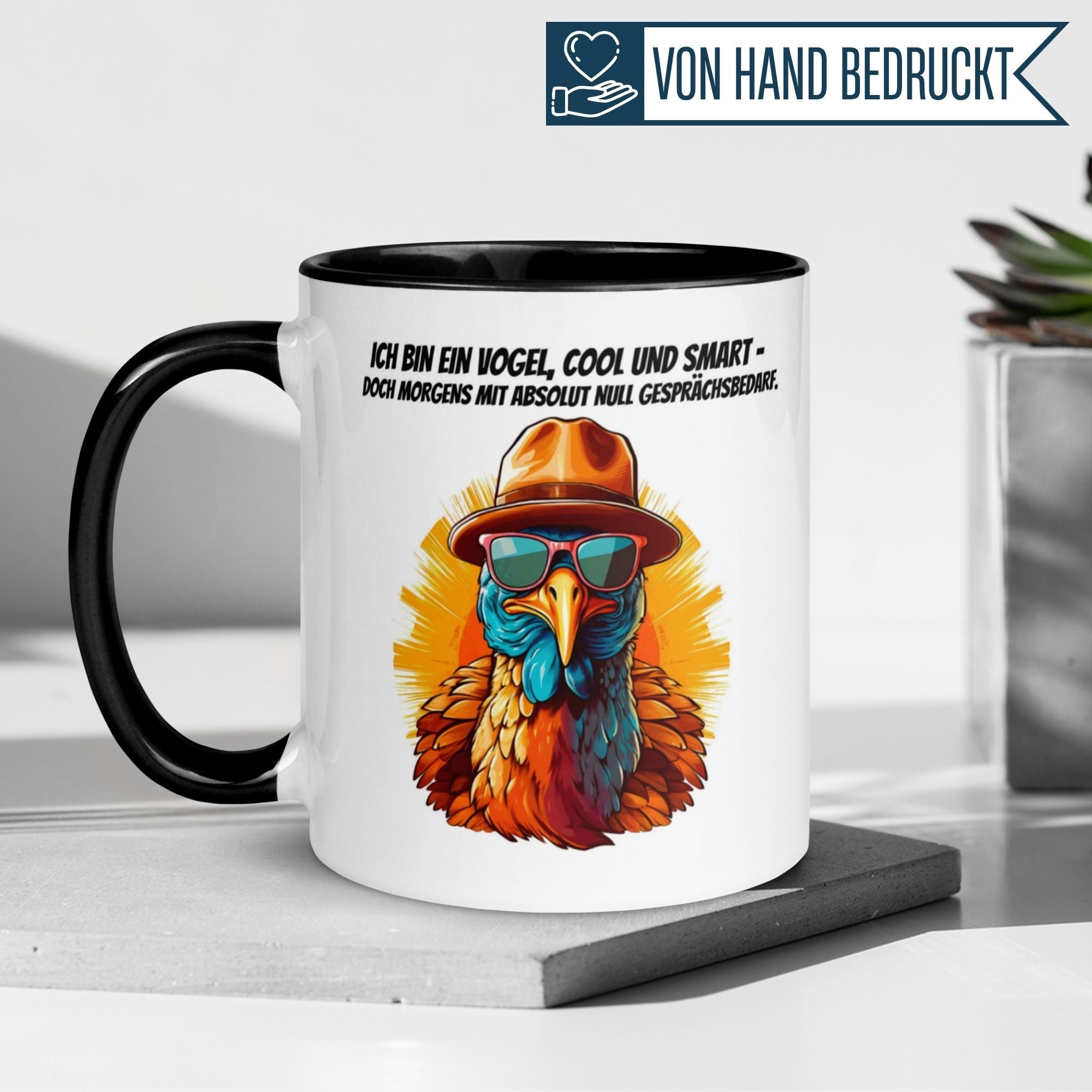 Momentals Tasse für Morgenmuffel mit lustigem Vogel-Motiv und Spruch über geringe Gesprächsbereitschaft.