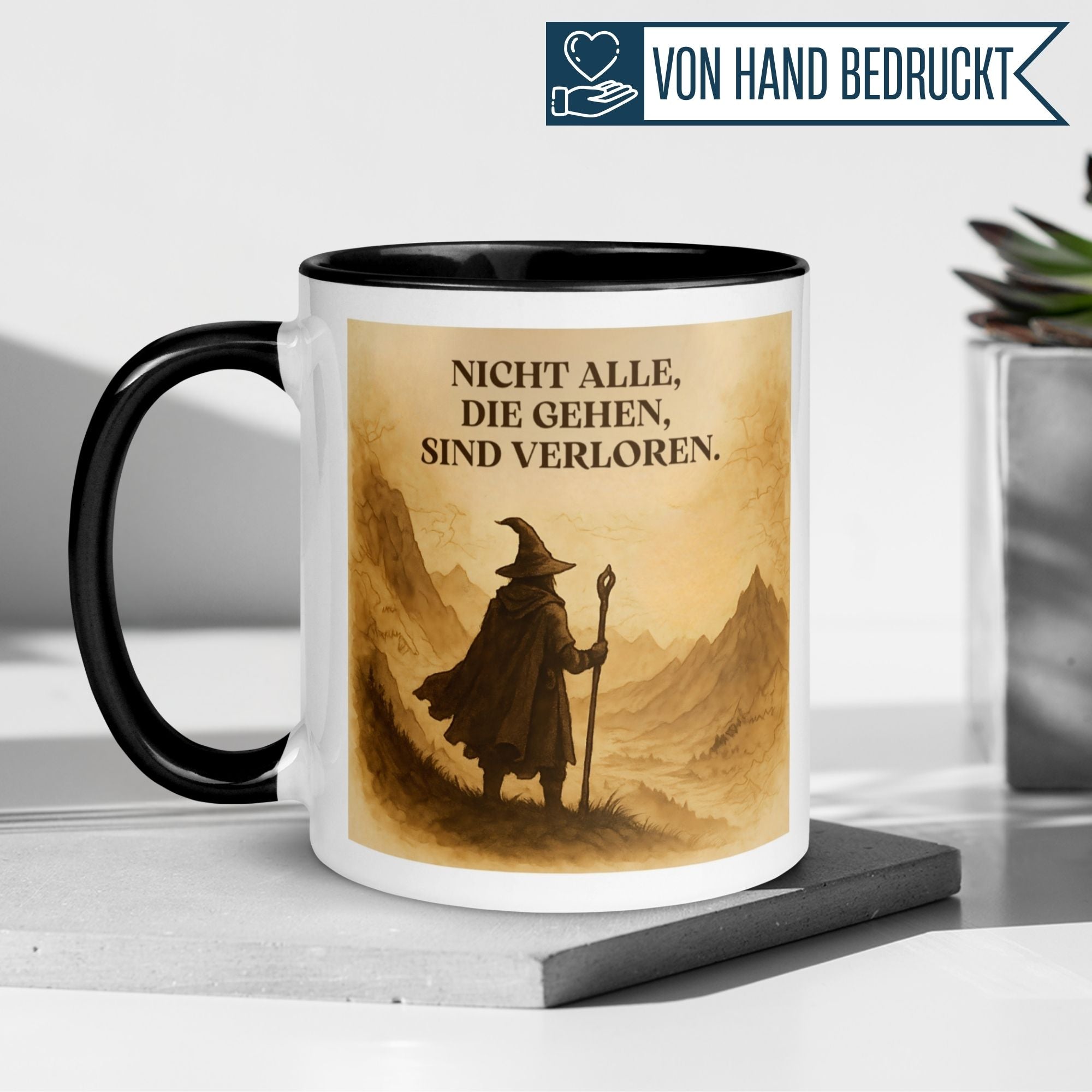 Momentals Tasse mit Spruch 'Nicht alle, die gehen, sind verloren' für Teamgeist und Freundschaft.
