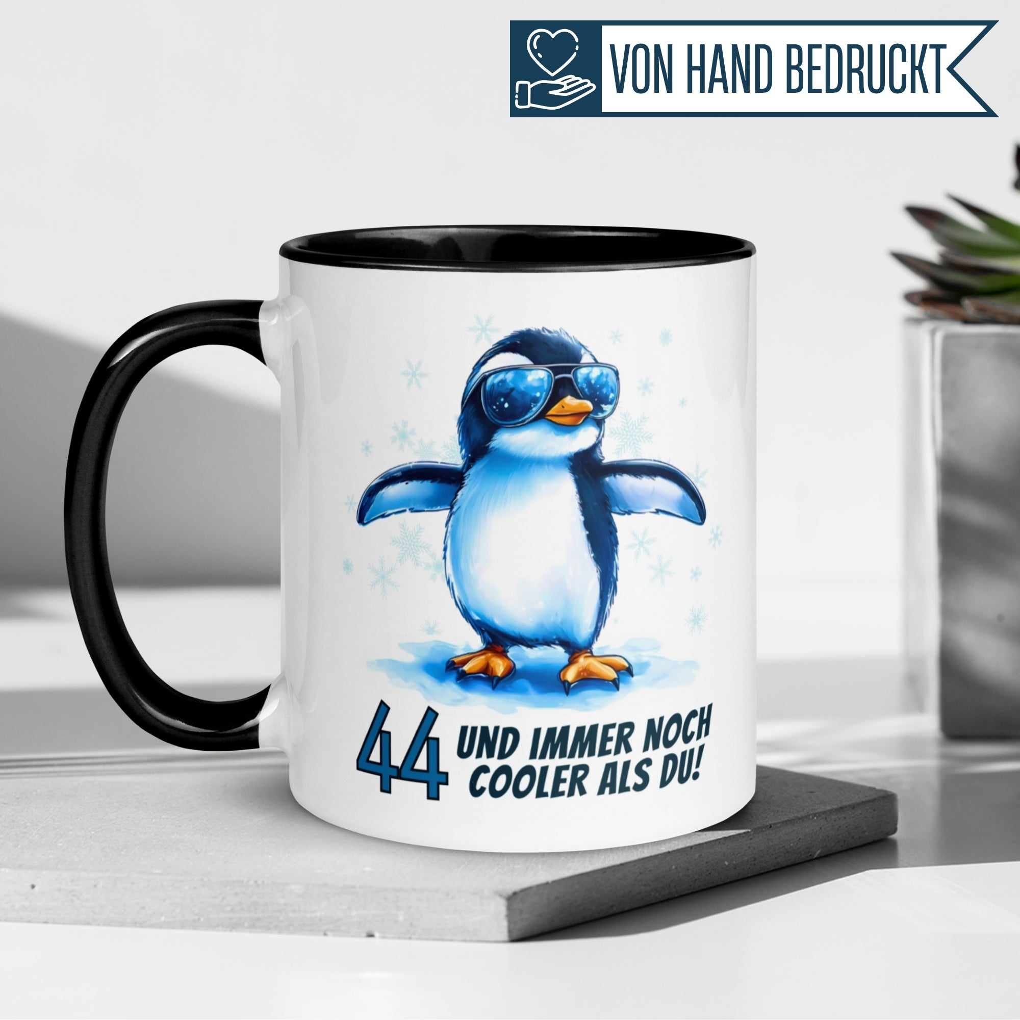 Momentals® Tasse 44. Geburtstag | Pinguin & Spruch | 44 und immer noch cooler als du